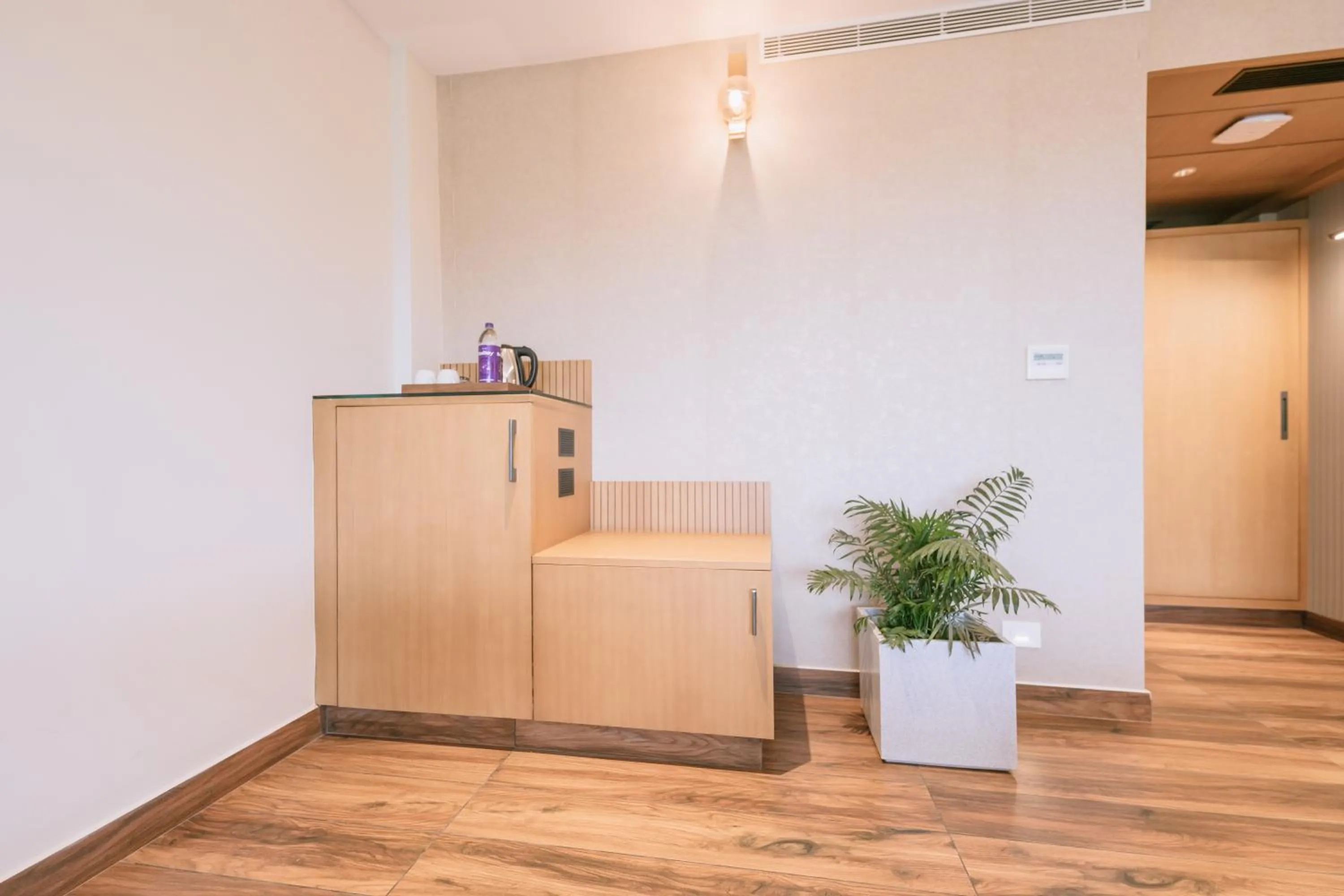 minibar in EVORA Resort and SPA