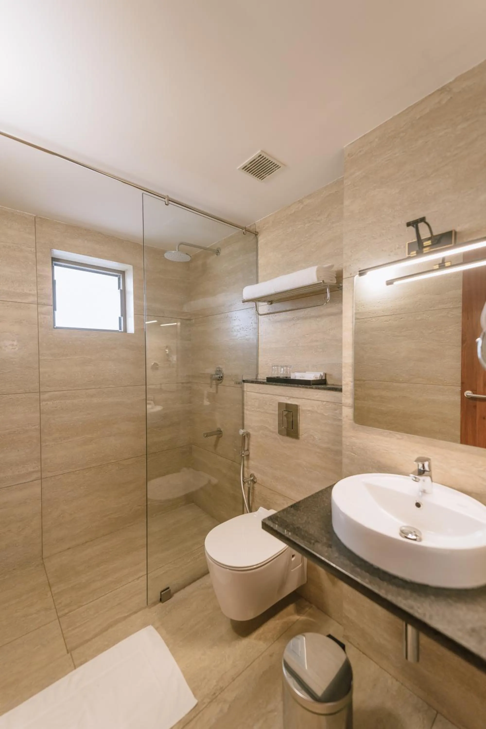 Bathroom in EVORA Resort and SPA