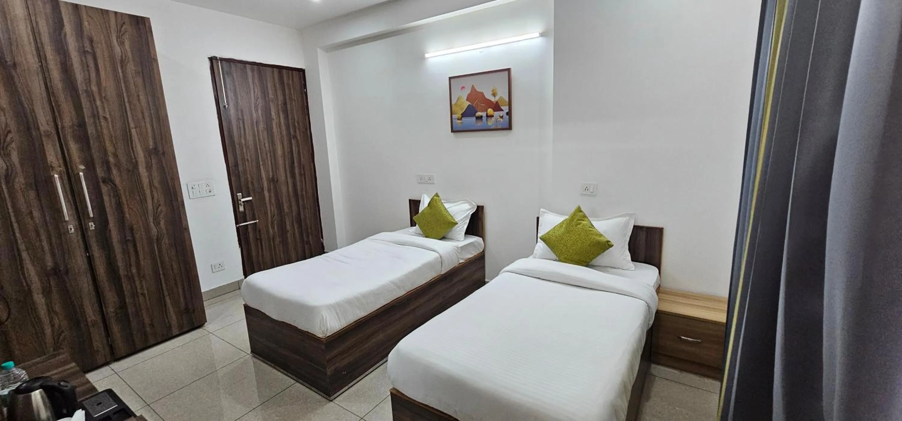 Bed in Raj Residency Gurgaon