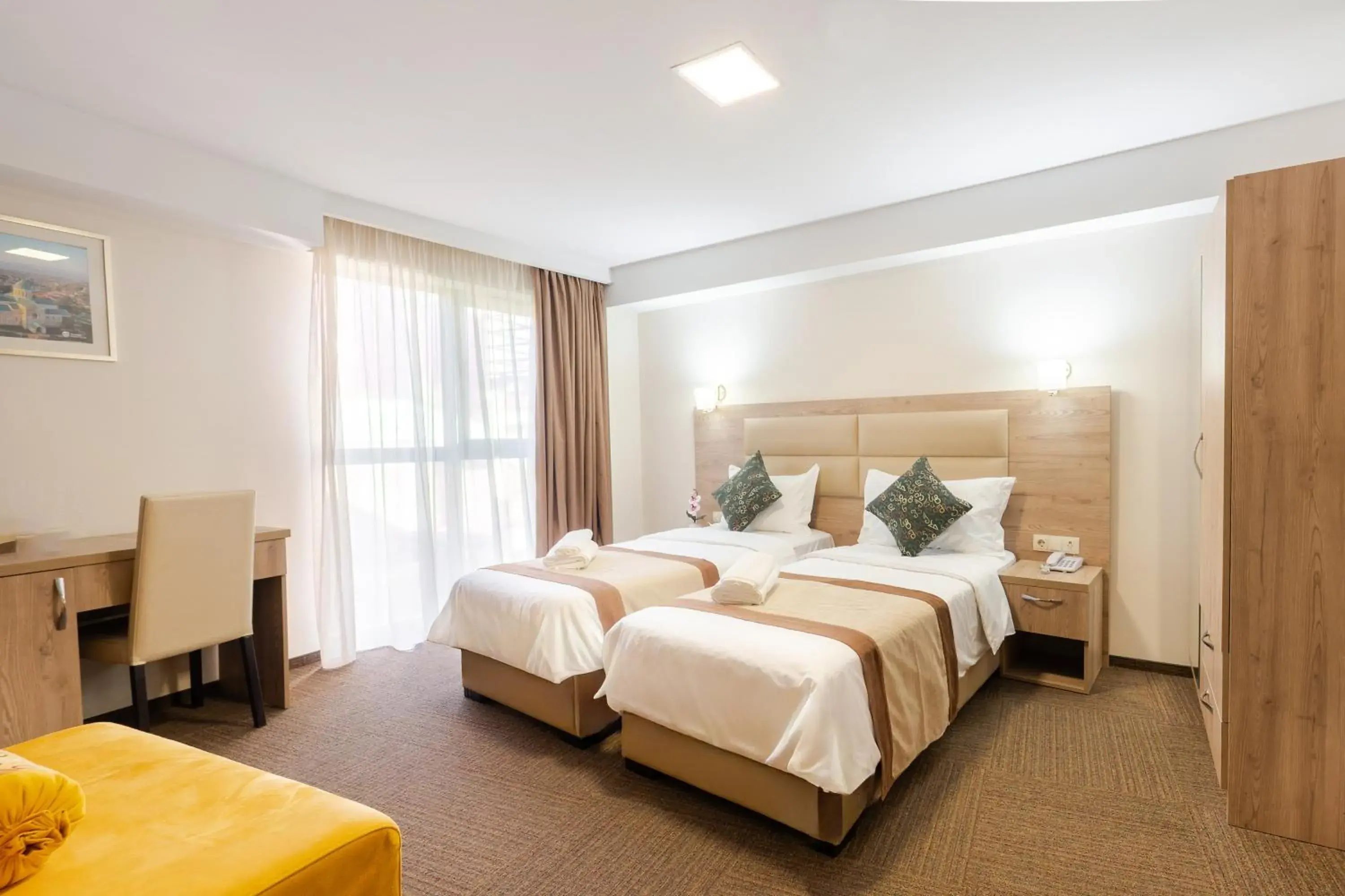 Standard Twin Room in Hotel Somi Inn Standard Twin Room in Hotel Somi Inn