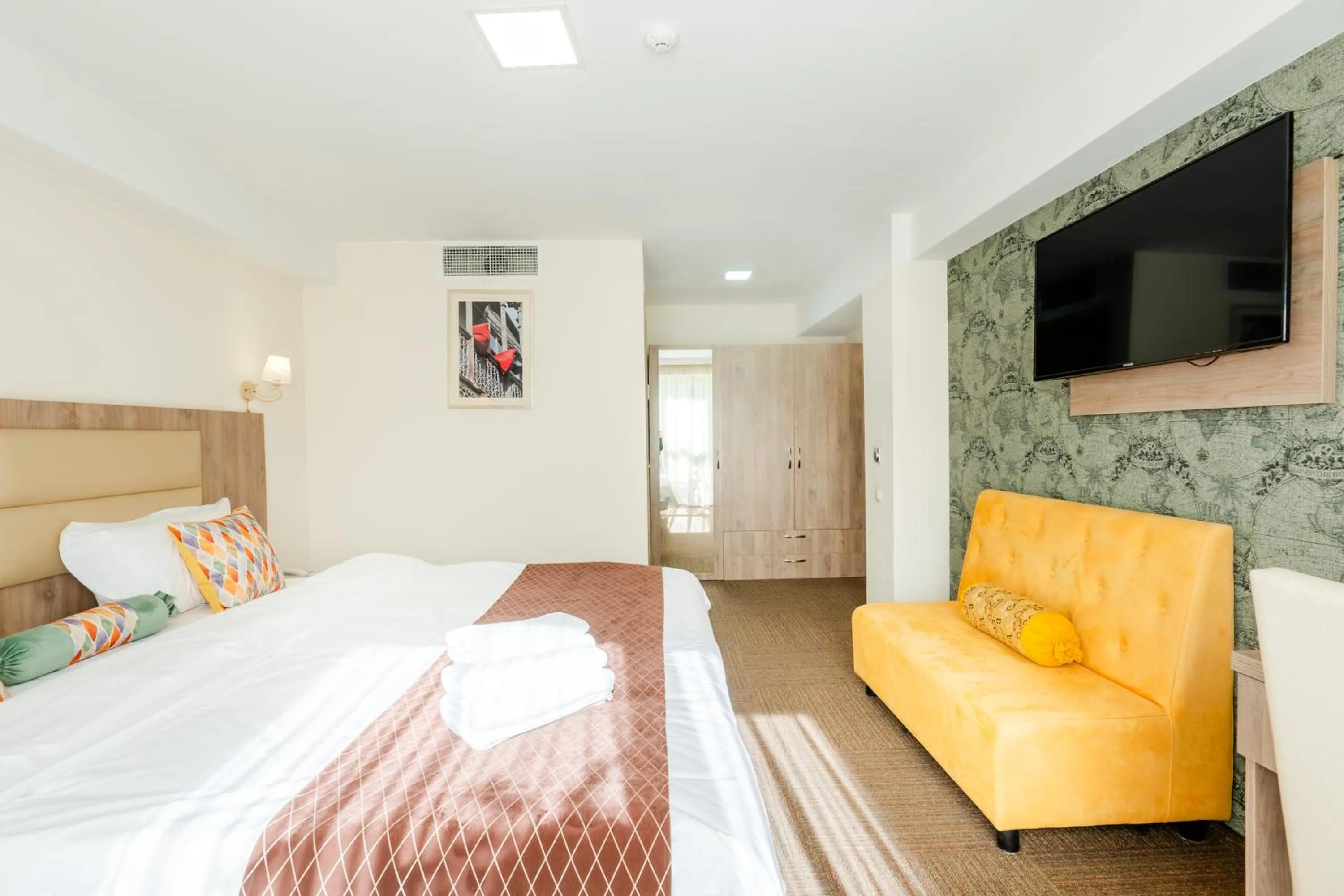 Standard Double Room in Hotel Somi Inn