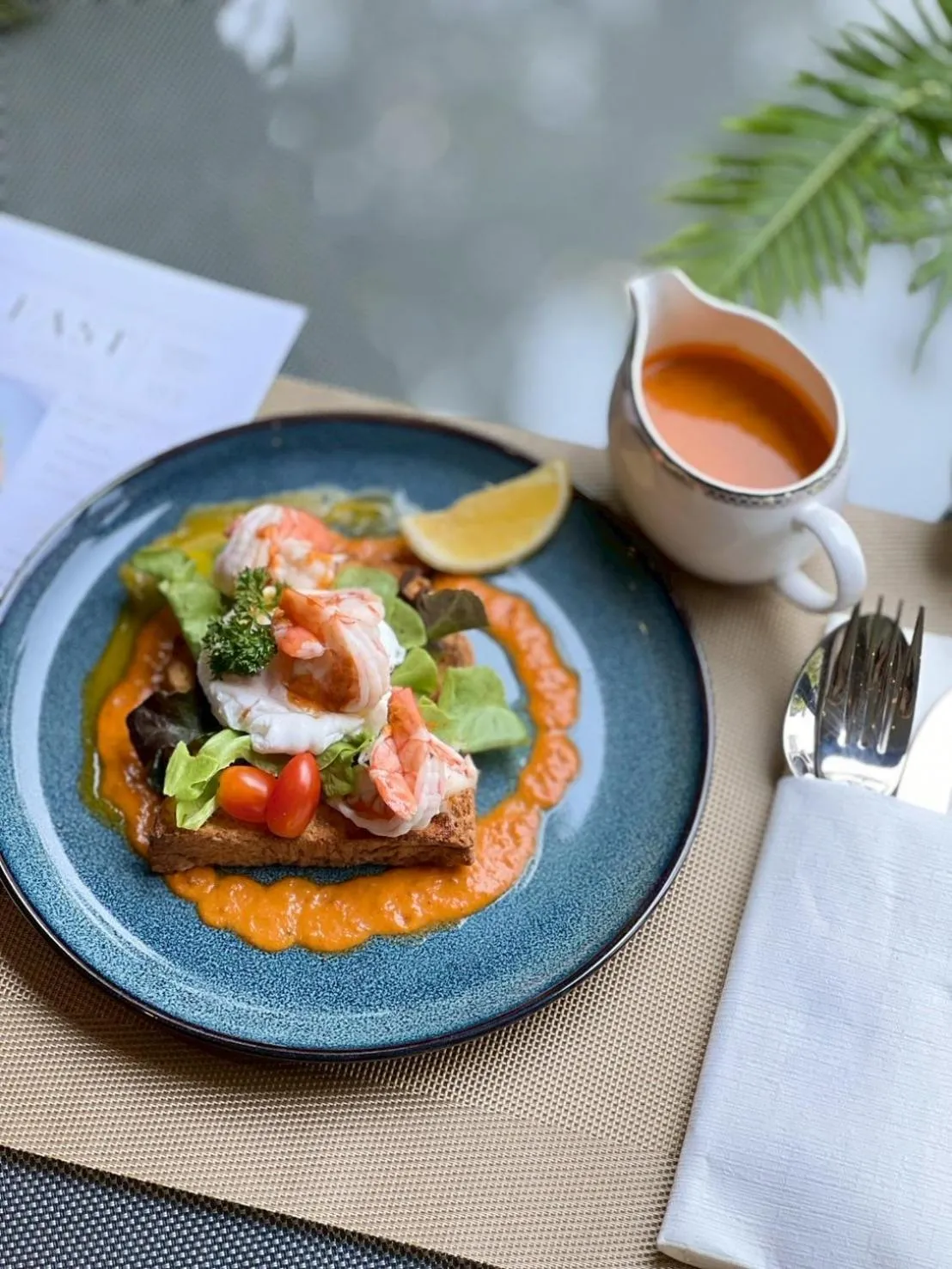 Restaurant/places to eat in S48 River Ping