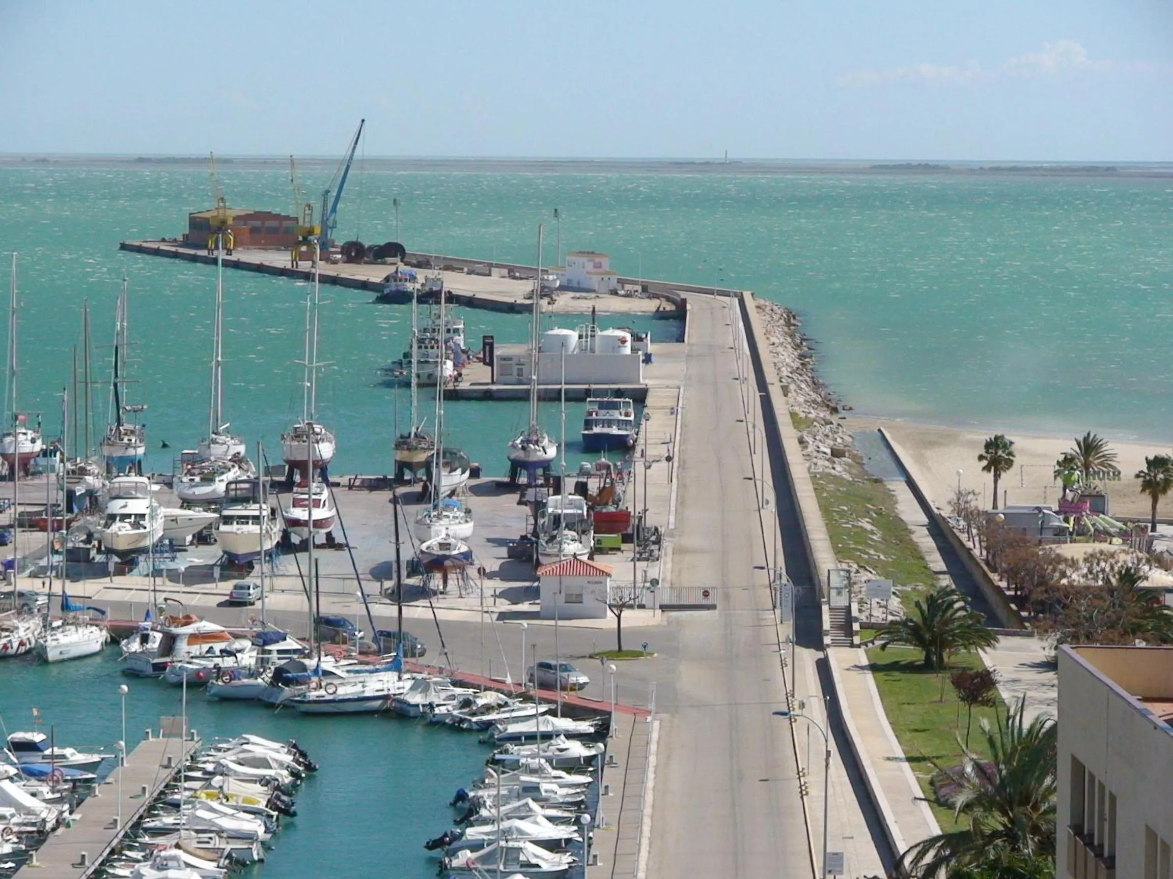 Area and facilities in Hotel del Port