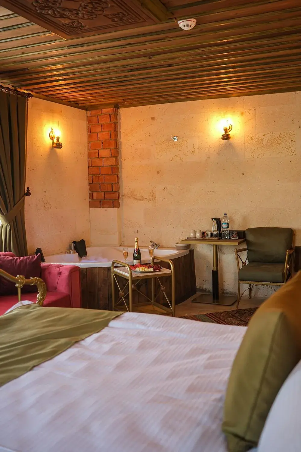 Bed in Zeppelin Cappadocia Bed in Zeppelin Cappadocia