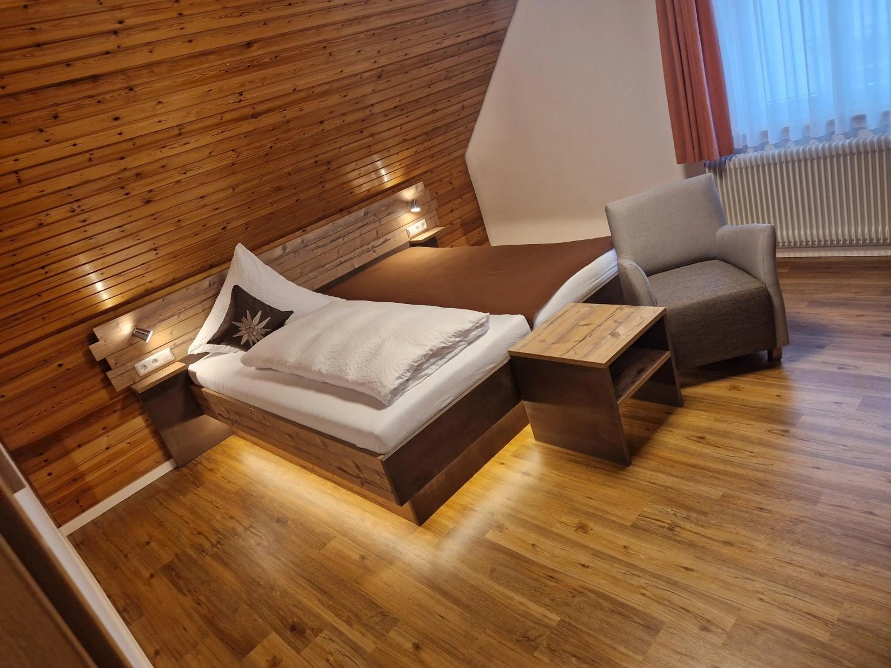 Photo of the whole room in Gasthof Hosbein