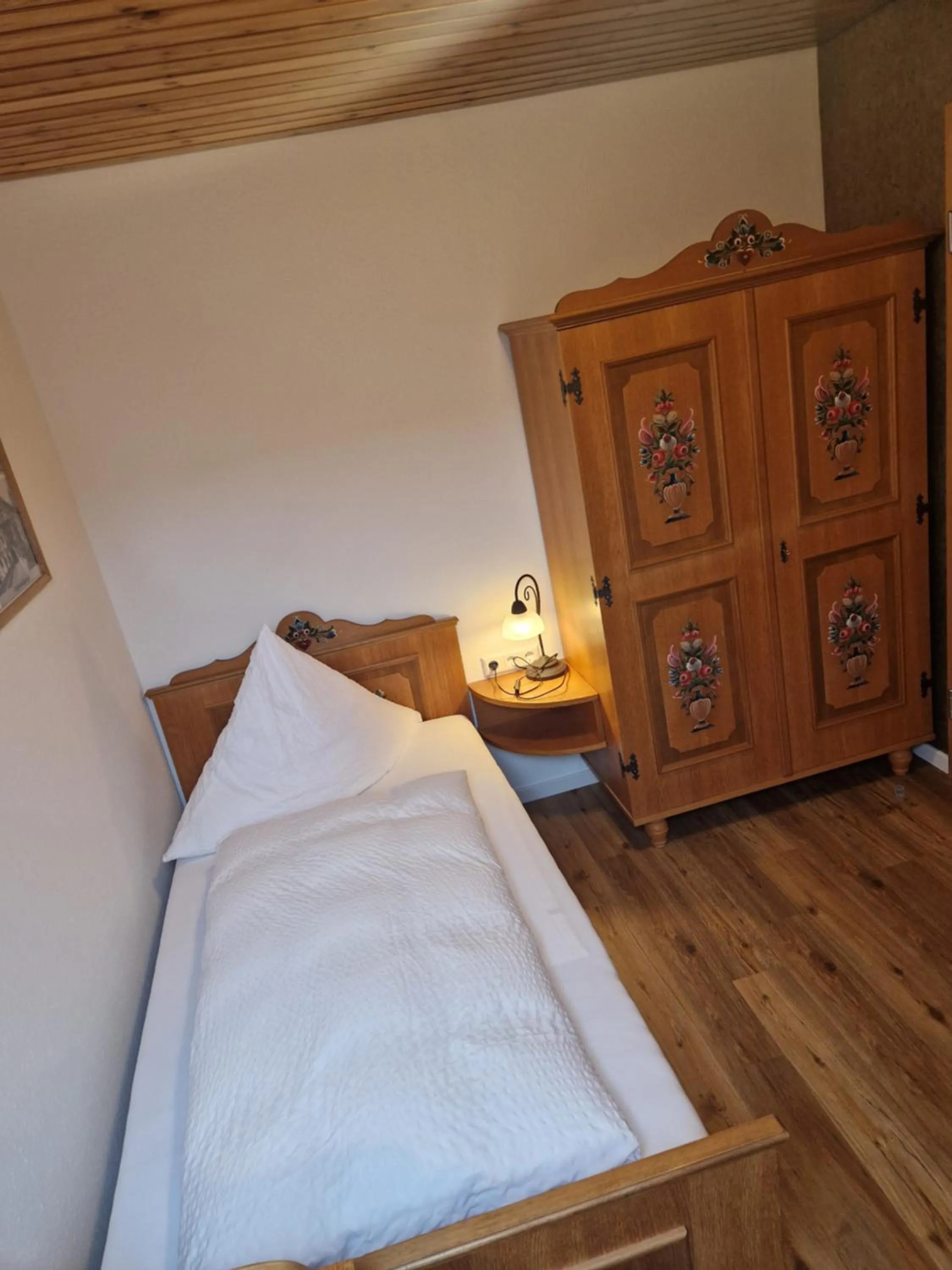 Bed in Gasthof Hosbein