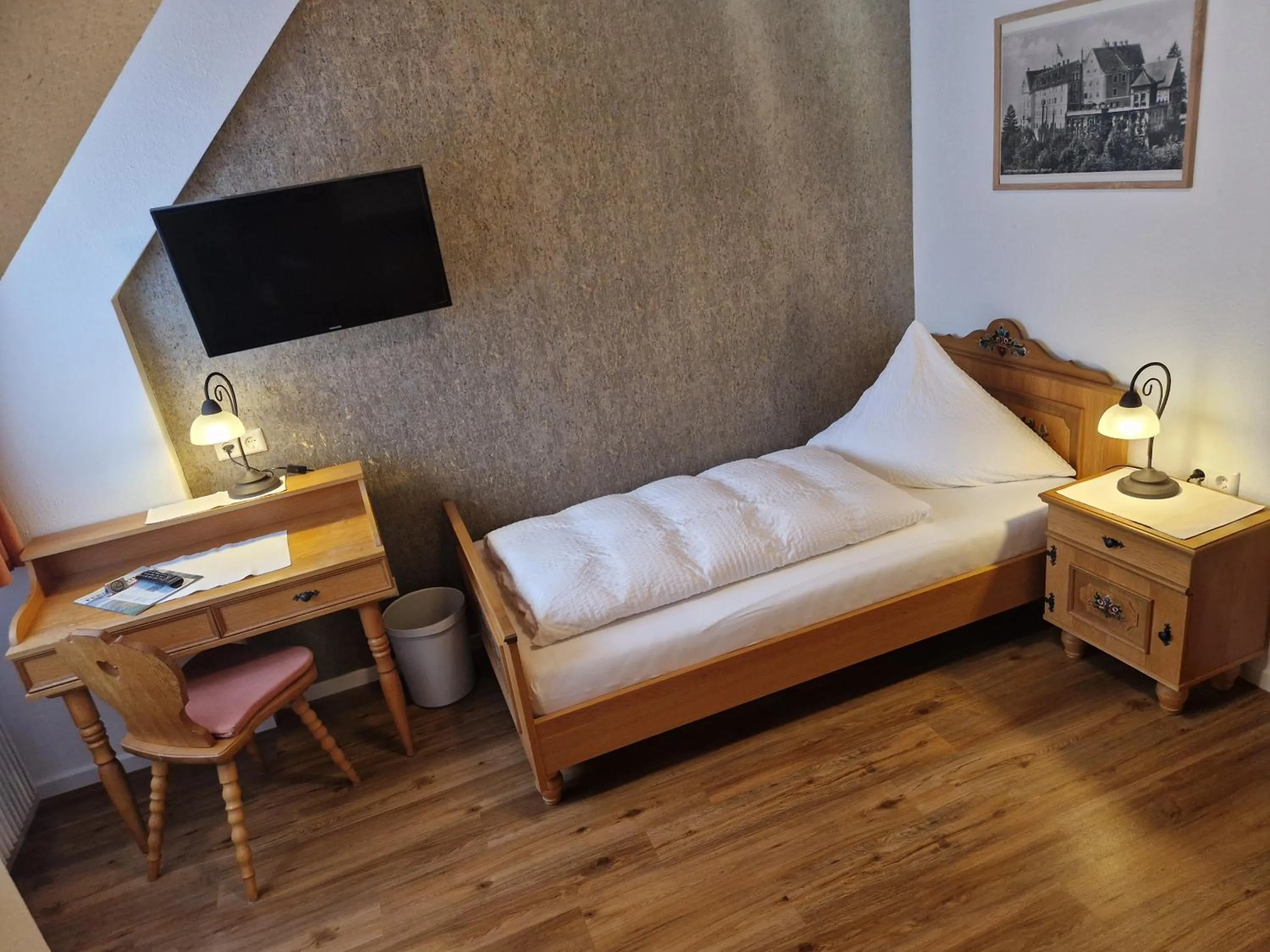 Bed in Gasthof Hosbein