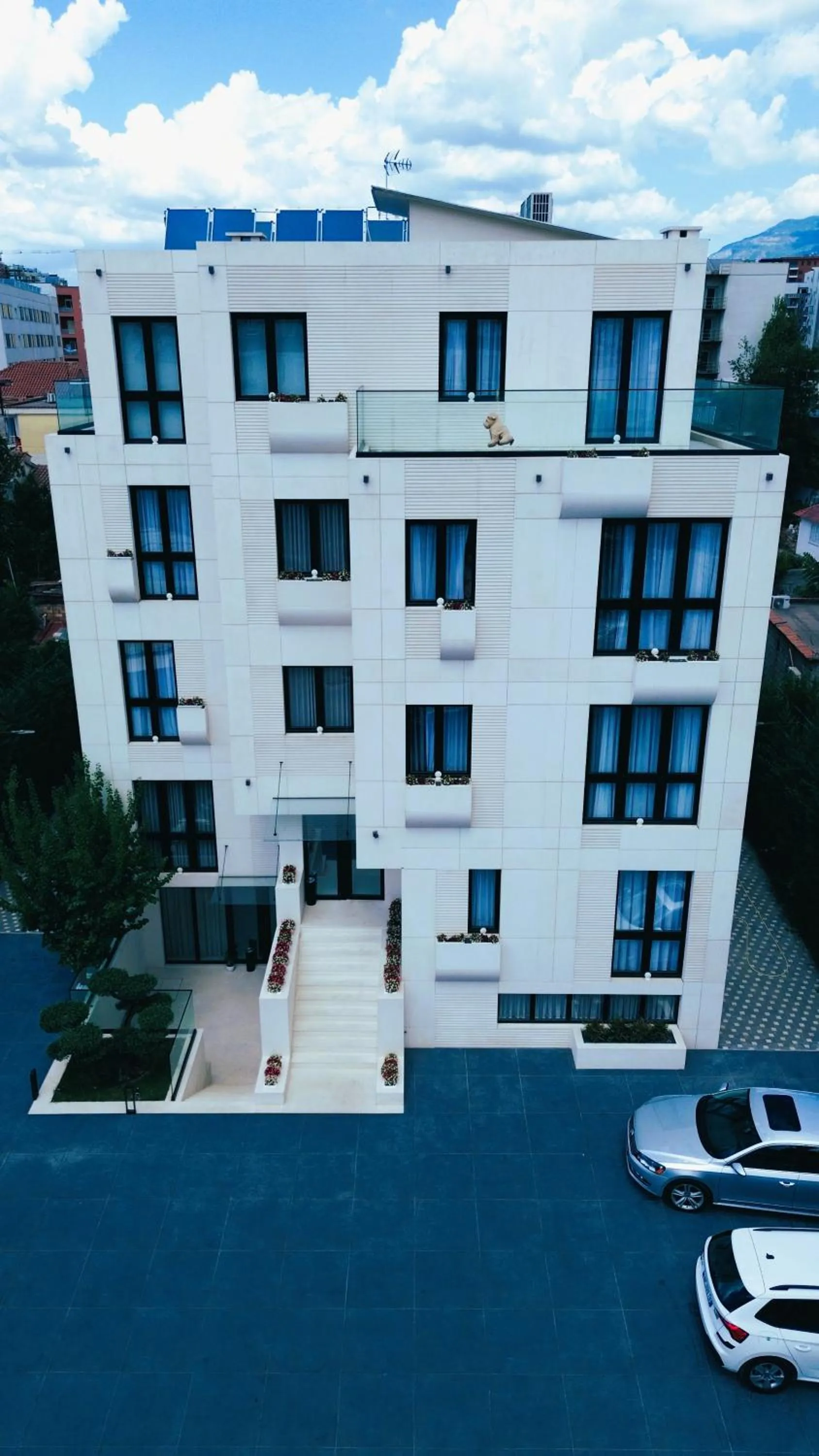Property building in Arbnor Boutique Hotel