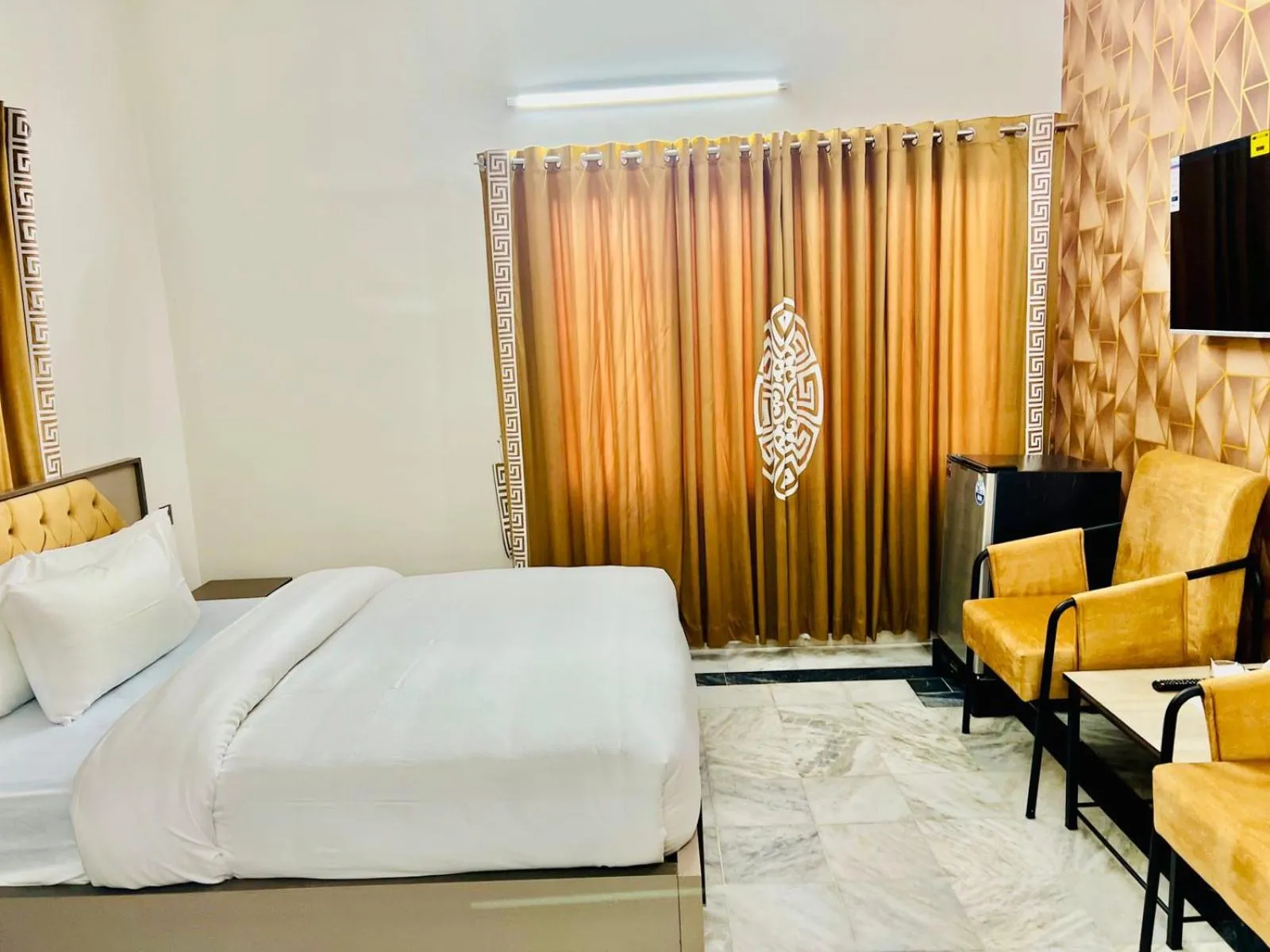 Bed in Landmark Guest House