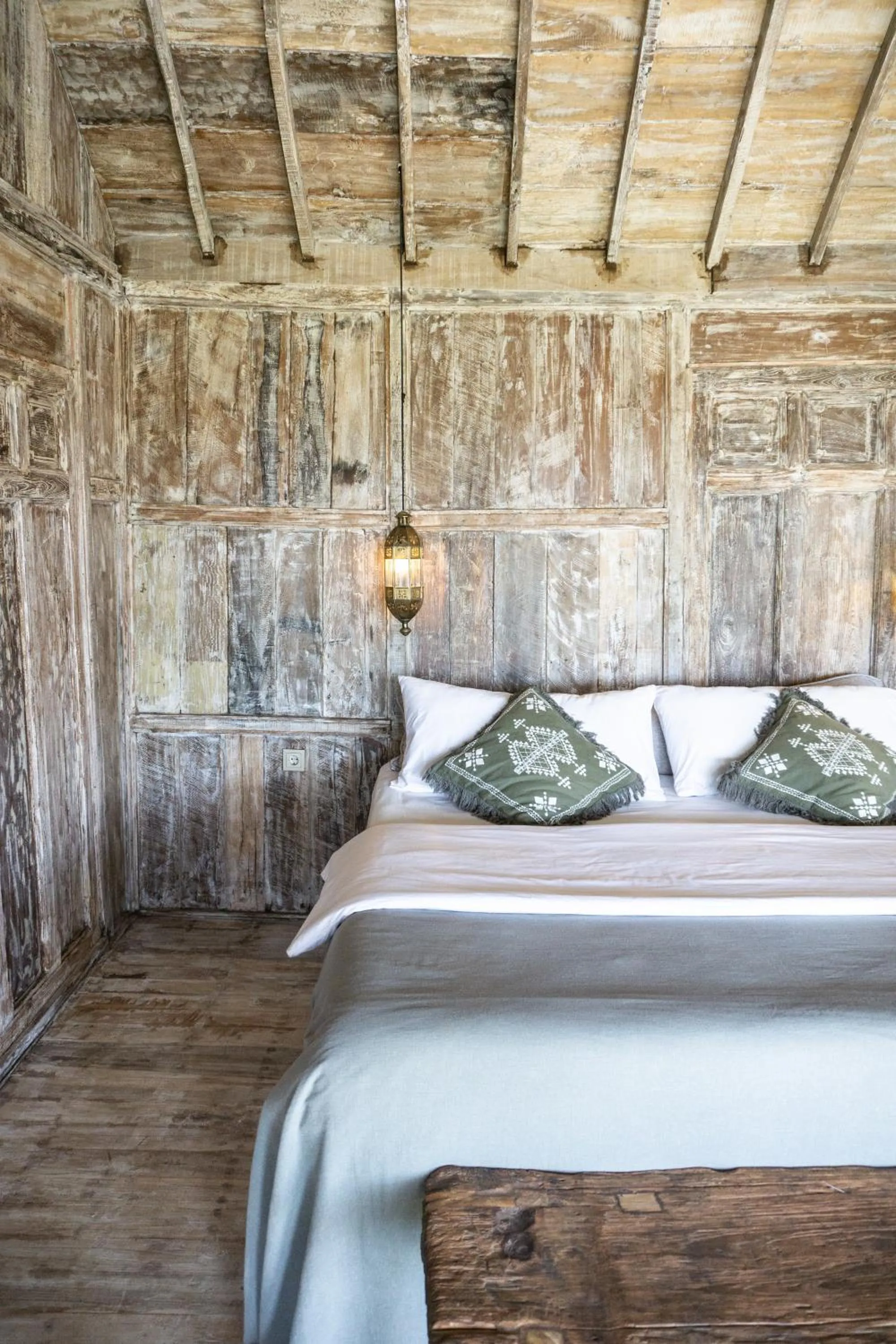 Bed in The Raja Lima hotel