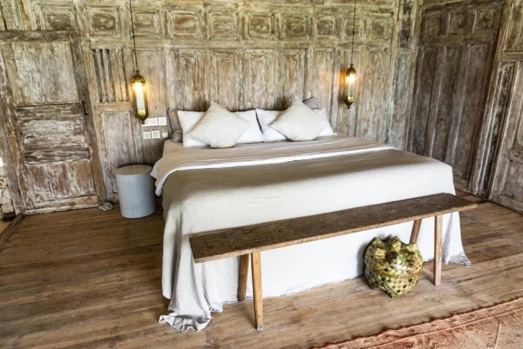 Bed in The Raja Lima hotel