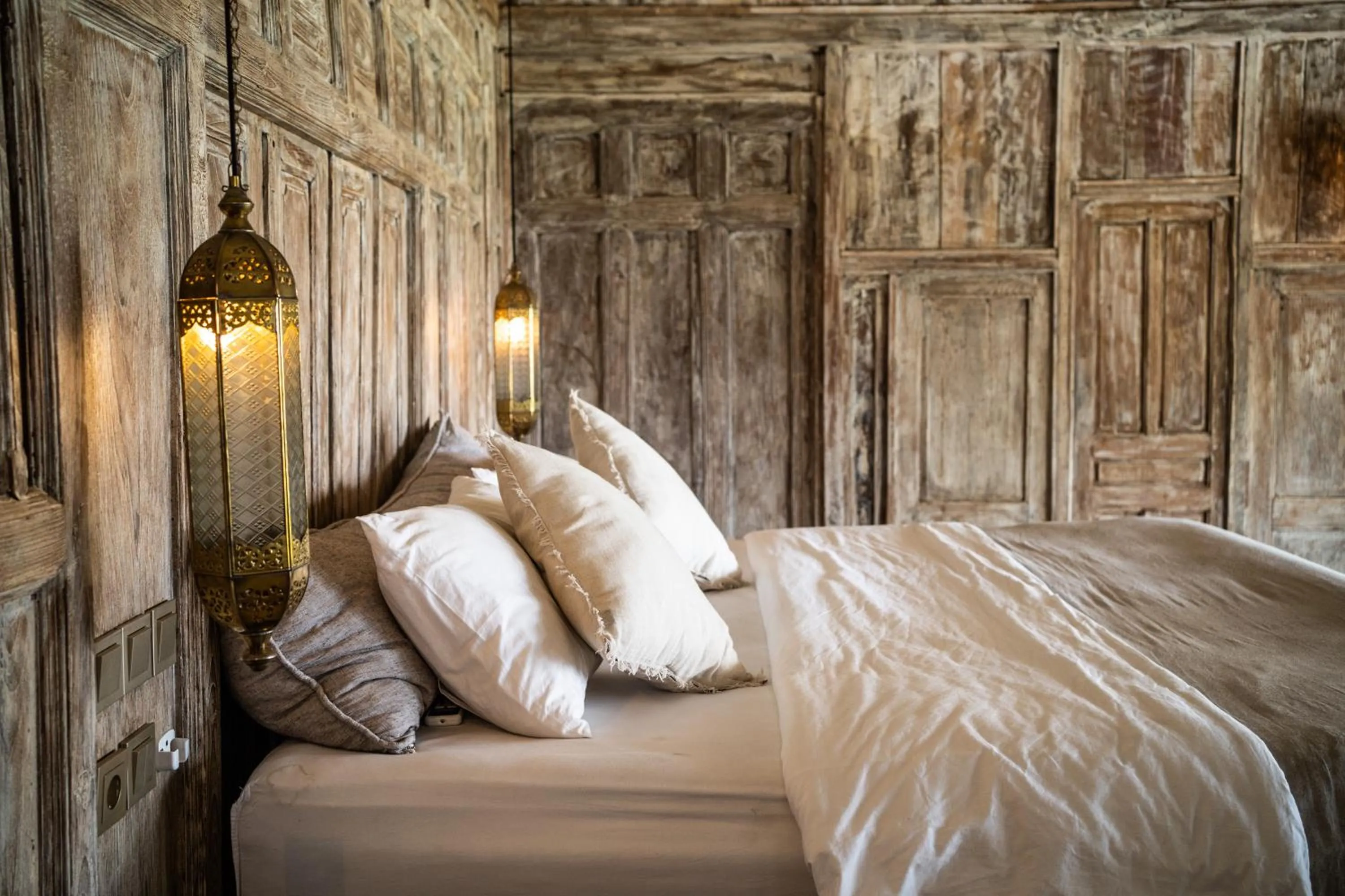 Bed in The Raja Lima hotel