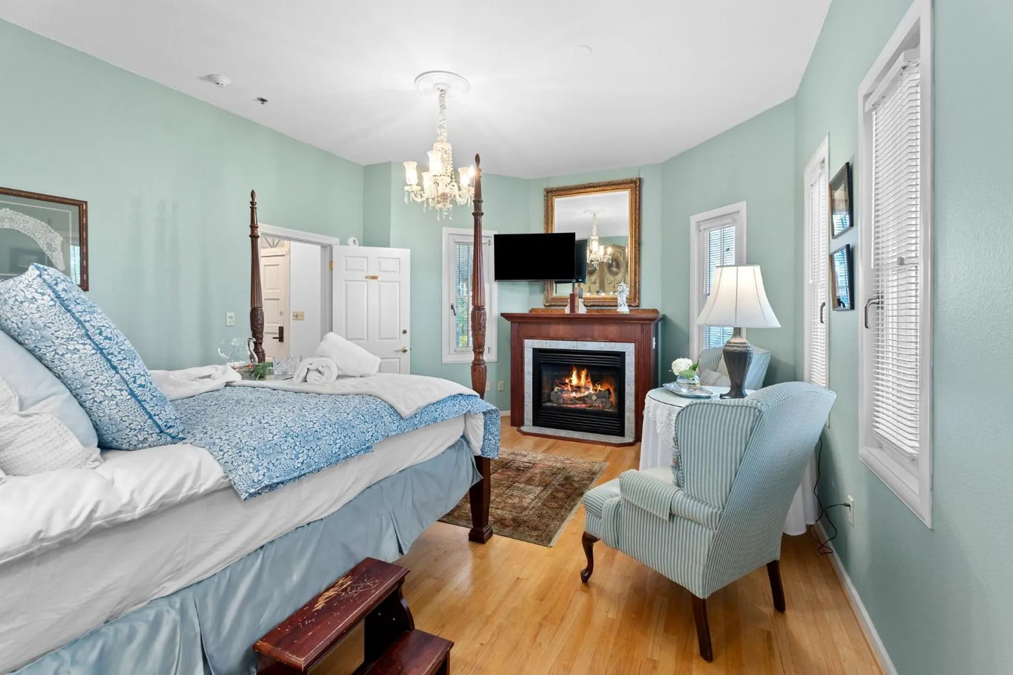 TV and multimedia, Bed in Bella Villa Messina