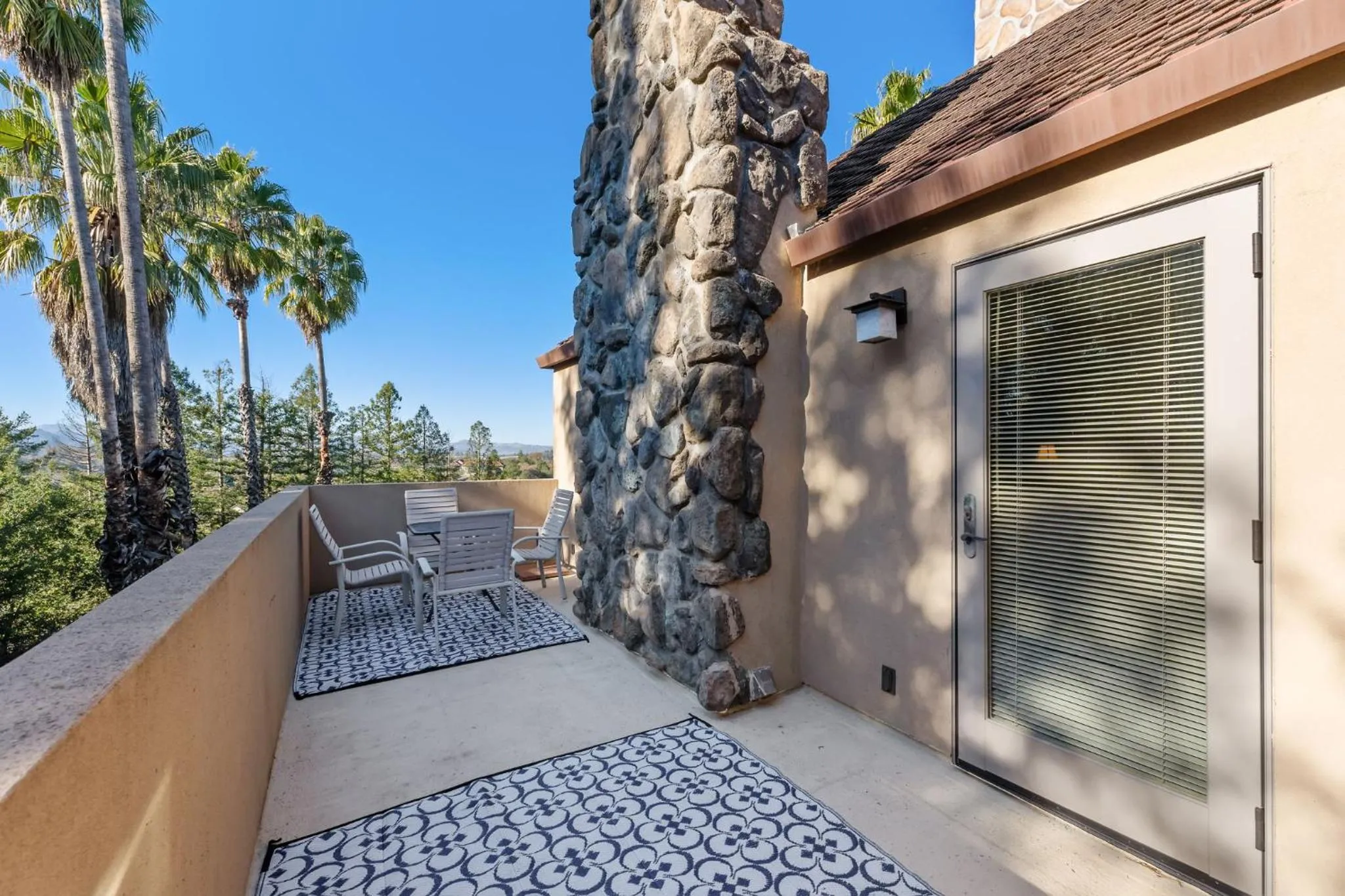 Property building in Bella Villa Messina