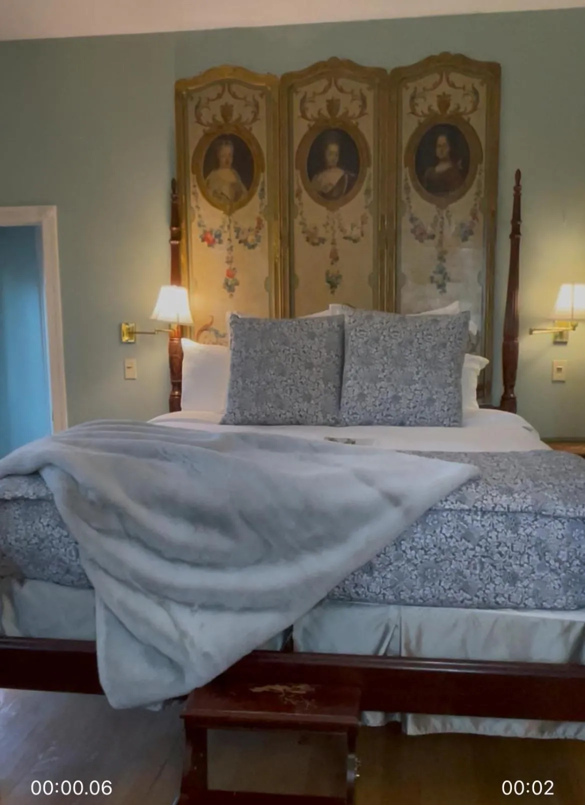 View (from property/room), Bed in Bella Villa Messina