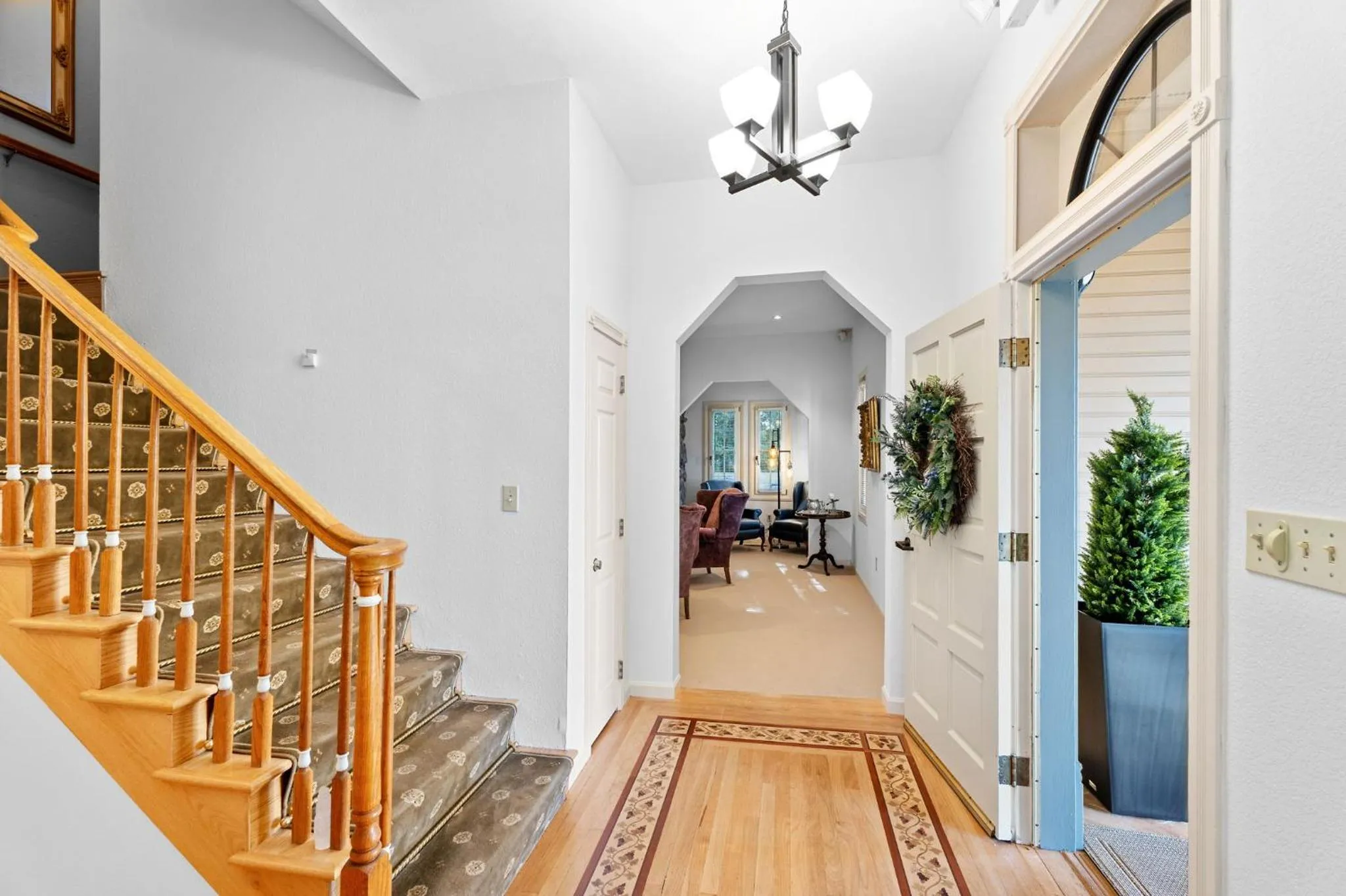 Property building in Bella Villa Messina