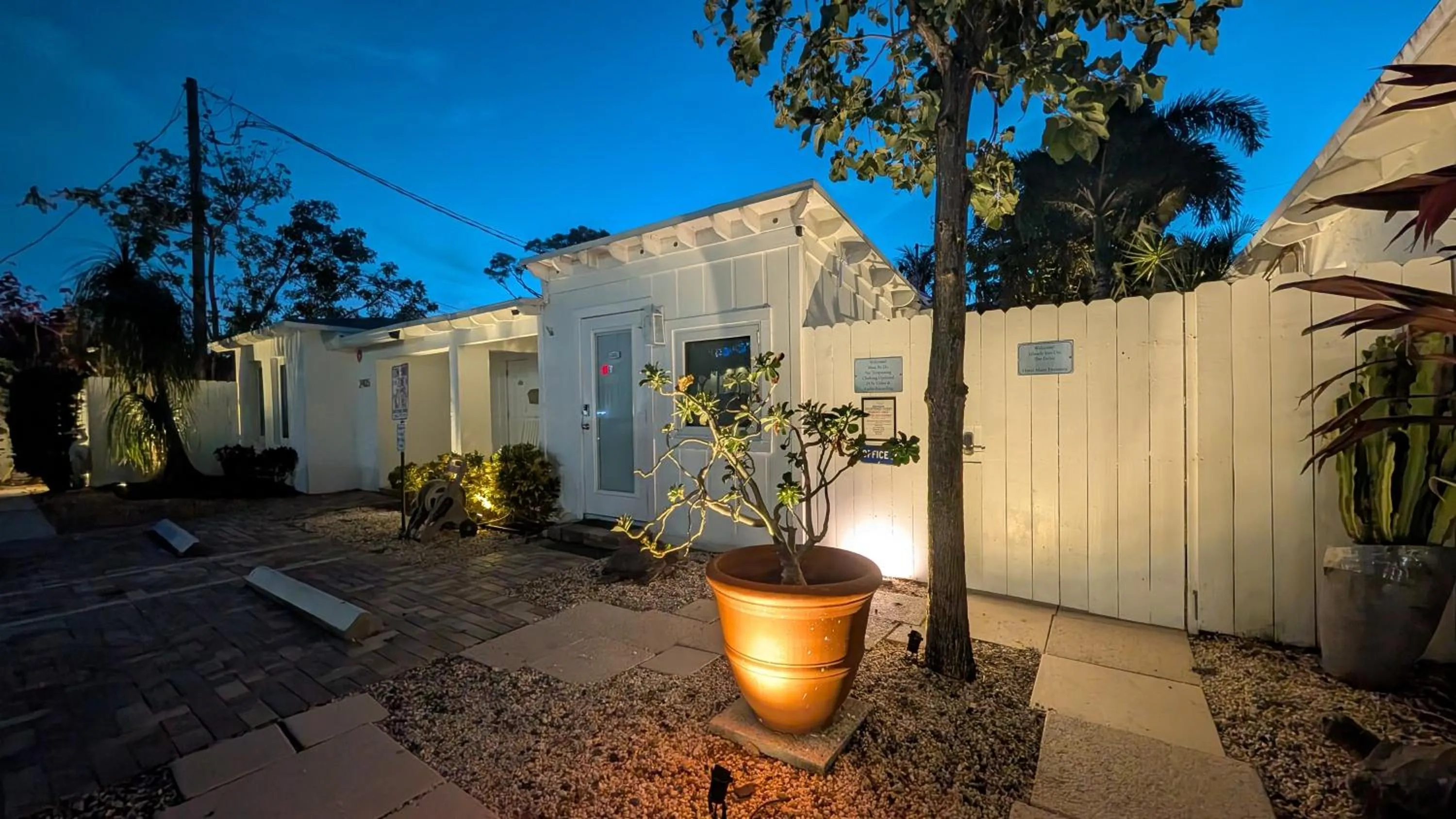 Property building in Inn On The Drive