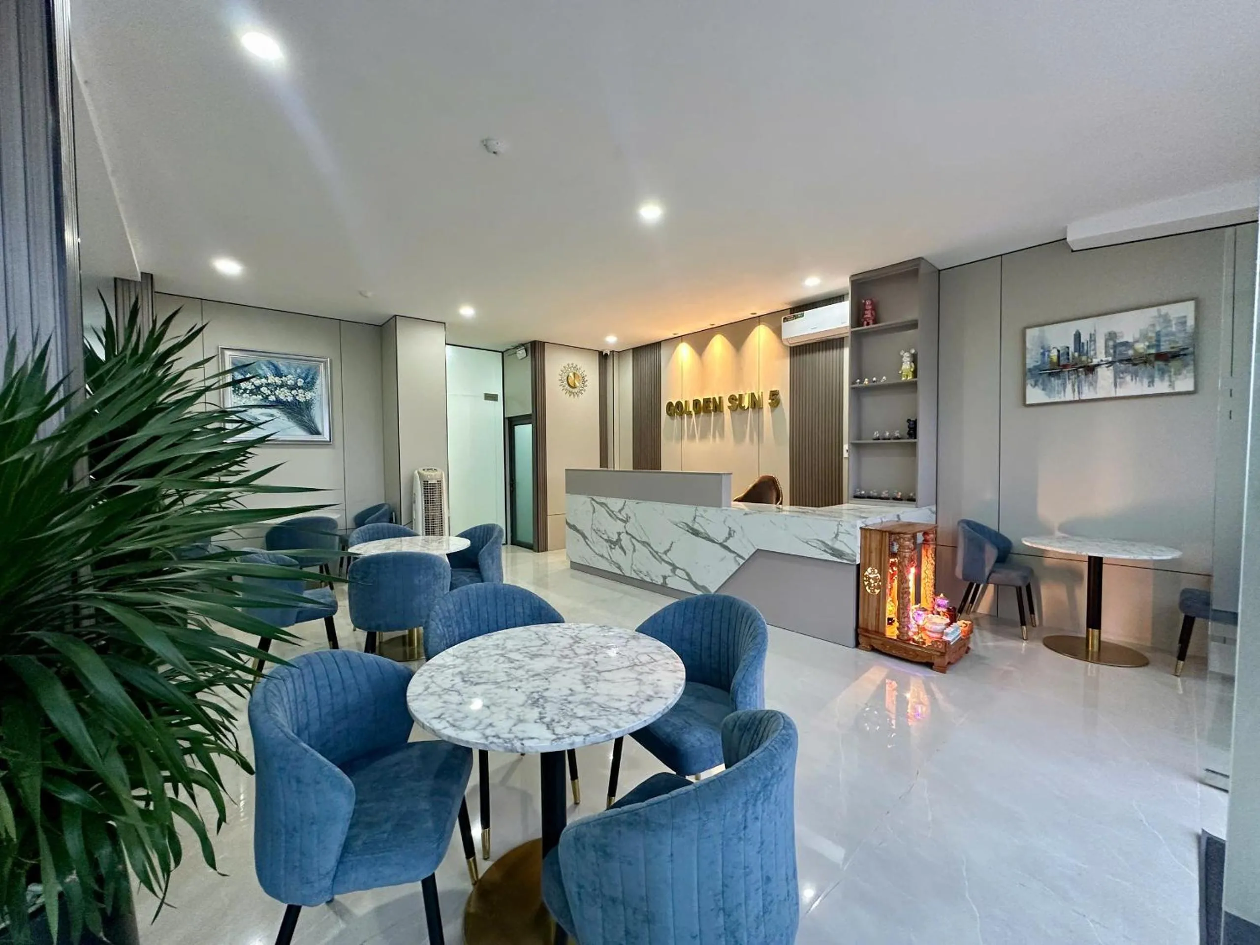 Golden Sun Hotel Apartments 5 - Diamond Island