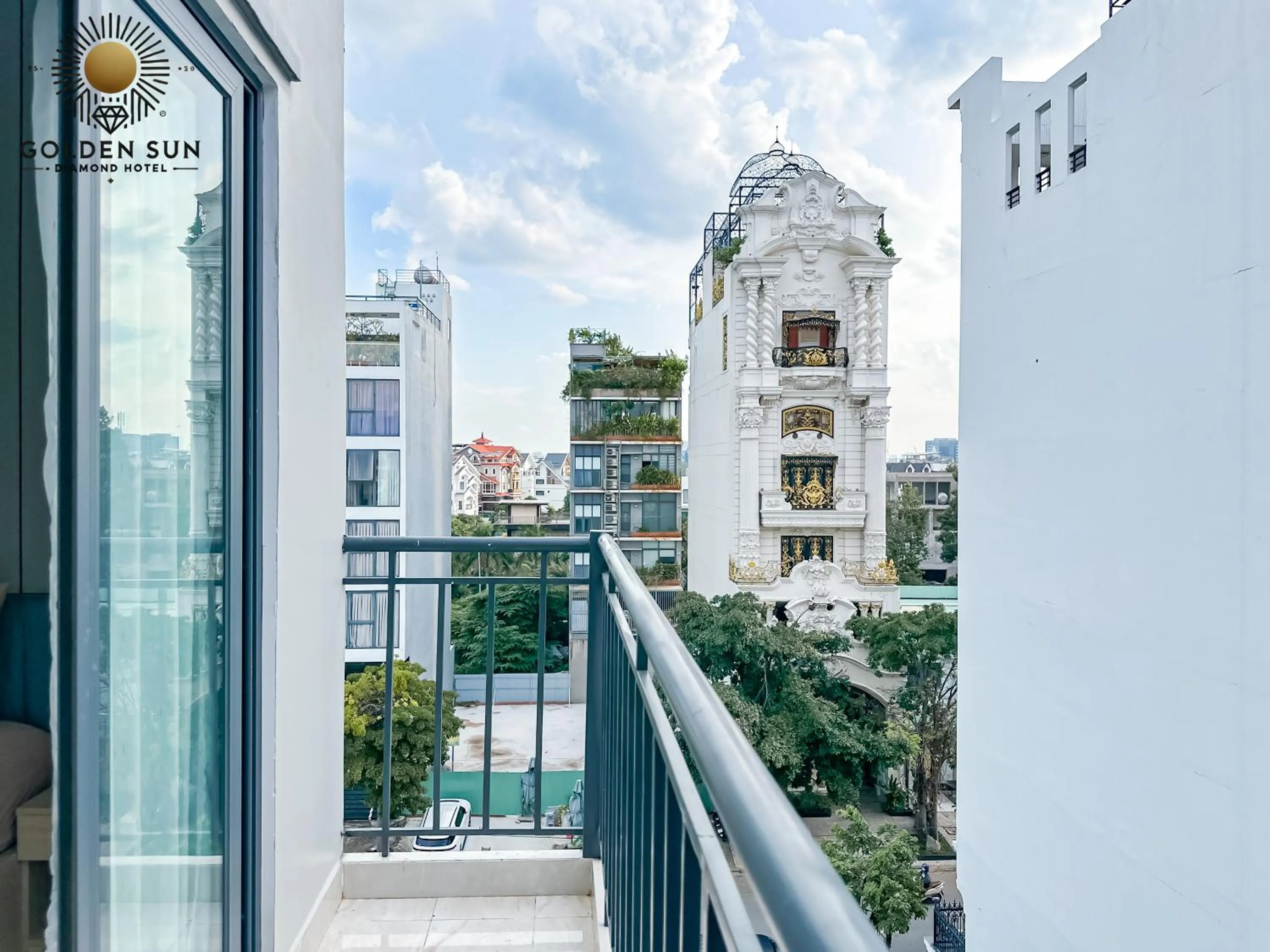 Golden Sun Hotel Apartments 5 - Diamond Island