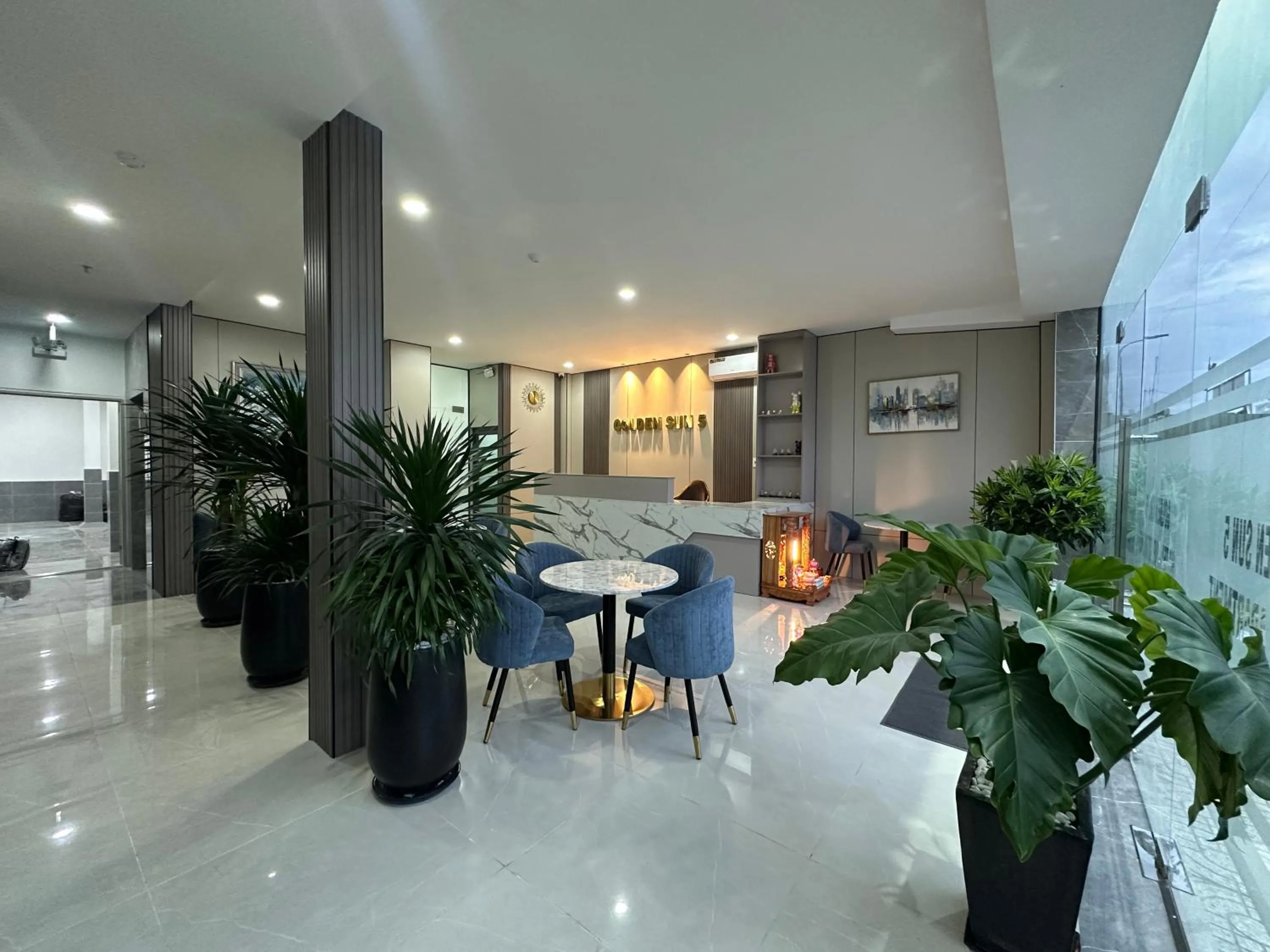 Golden Sun Hotel Apartments 5 - Diamond Island