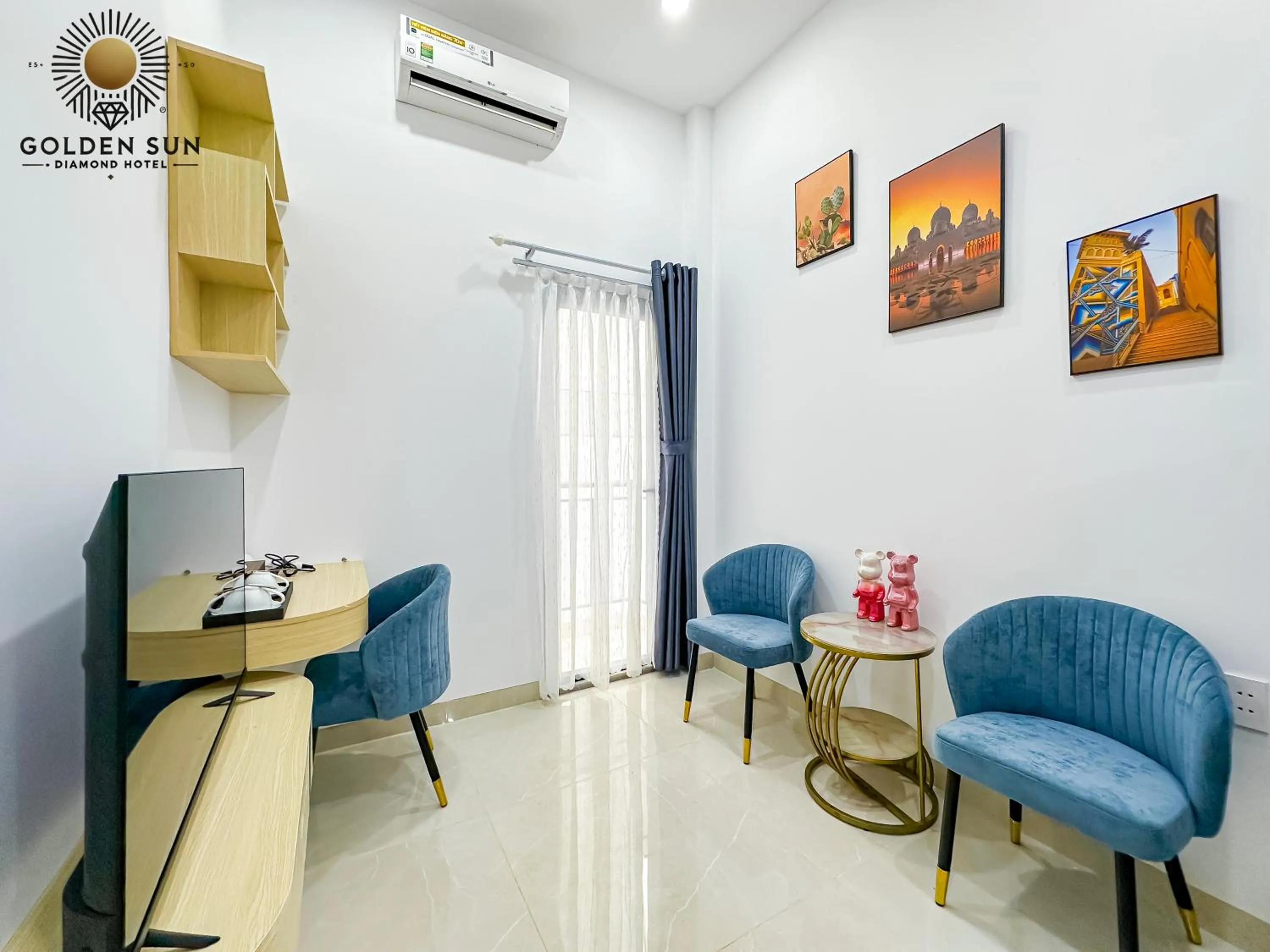 Studio Apartment with King Bed in Golden Sun Hotel Apartments 5 - Diamond Island