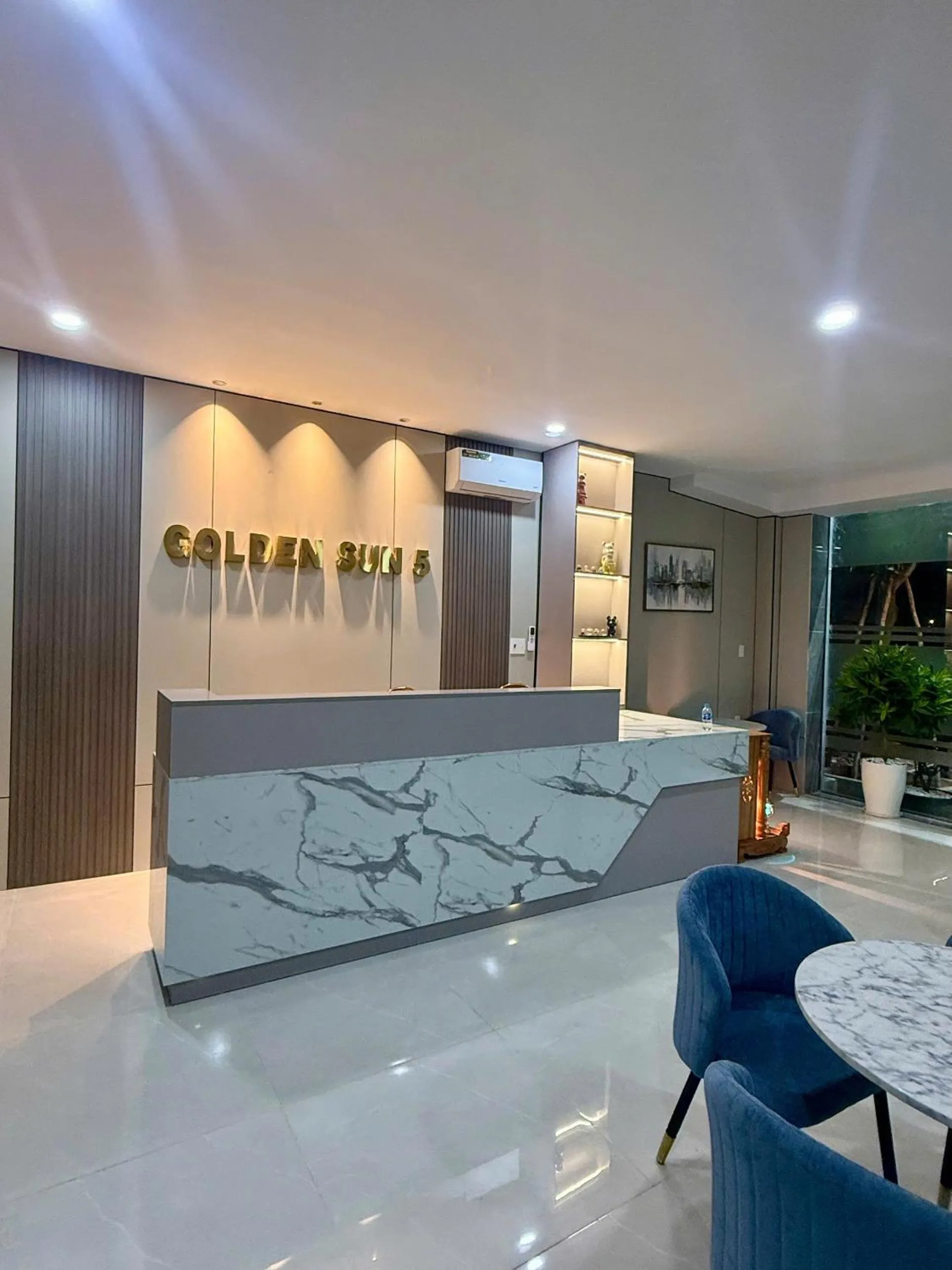Golden Sun Hotel Apartments 5 - Diamond Island