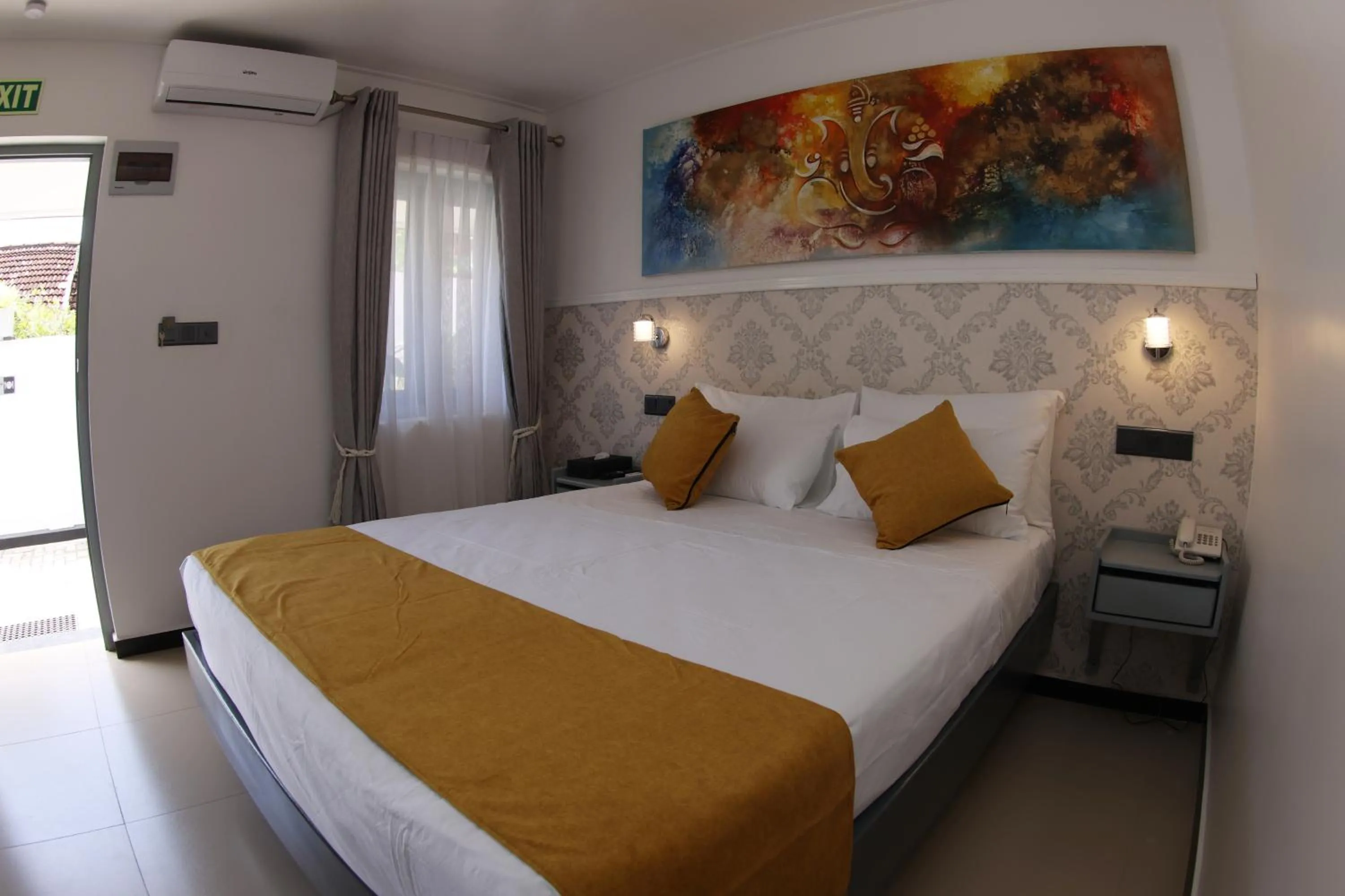 Bed in Neem Tree House, Trincomalee