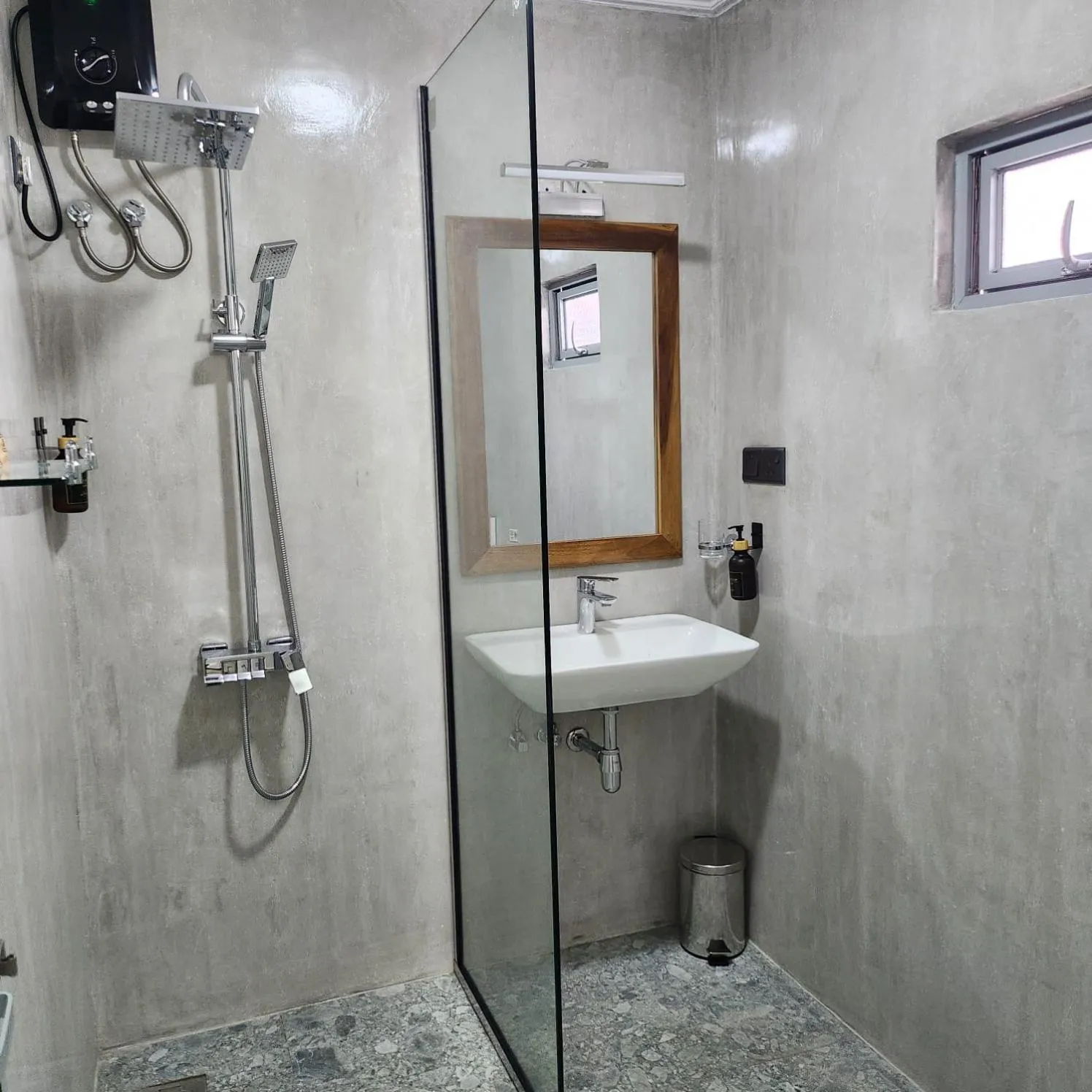 Bathroom in Neem Tree House, Trincomalee