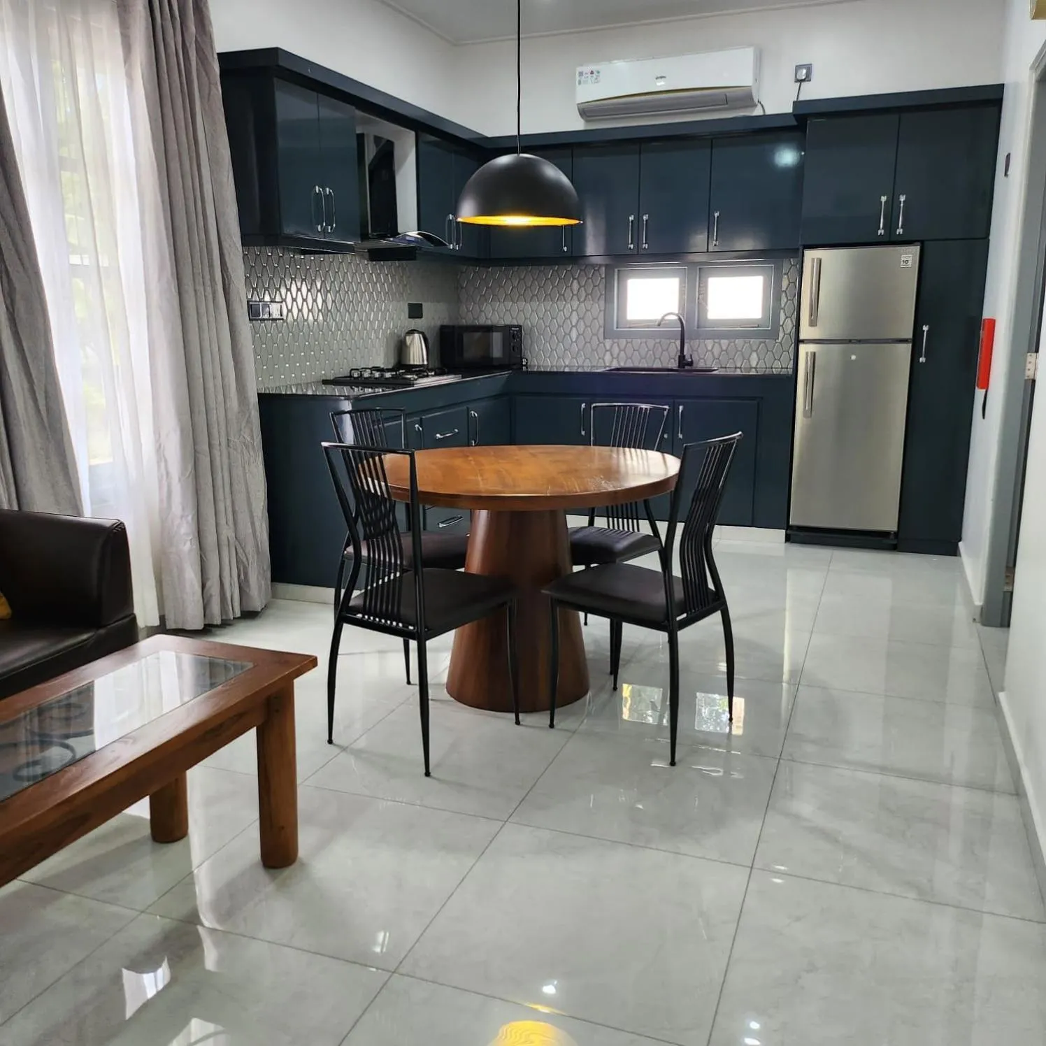 Kitchen or kitchenette in Neem Tree House, Trincomalee