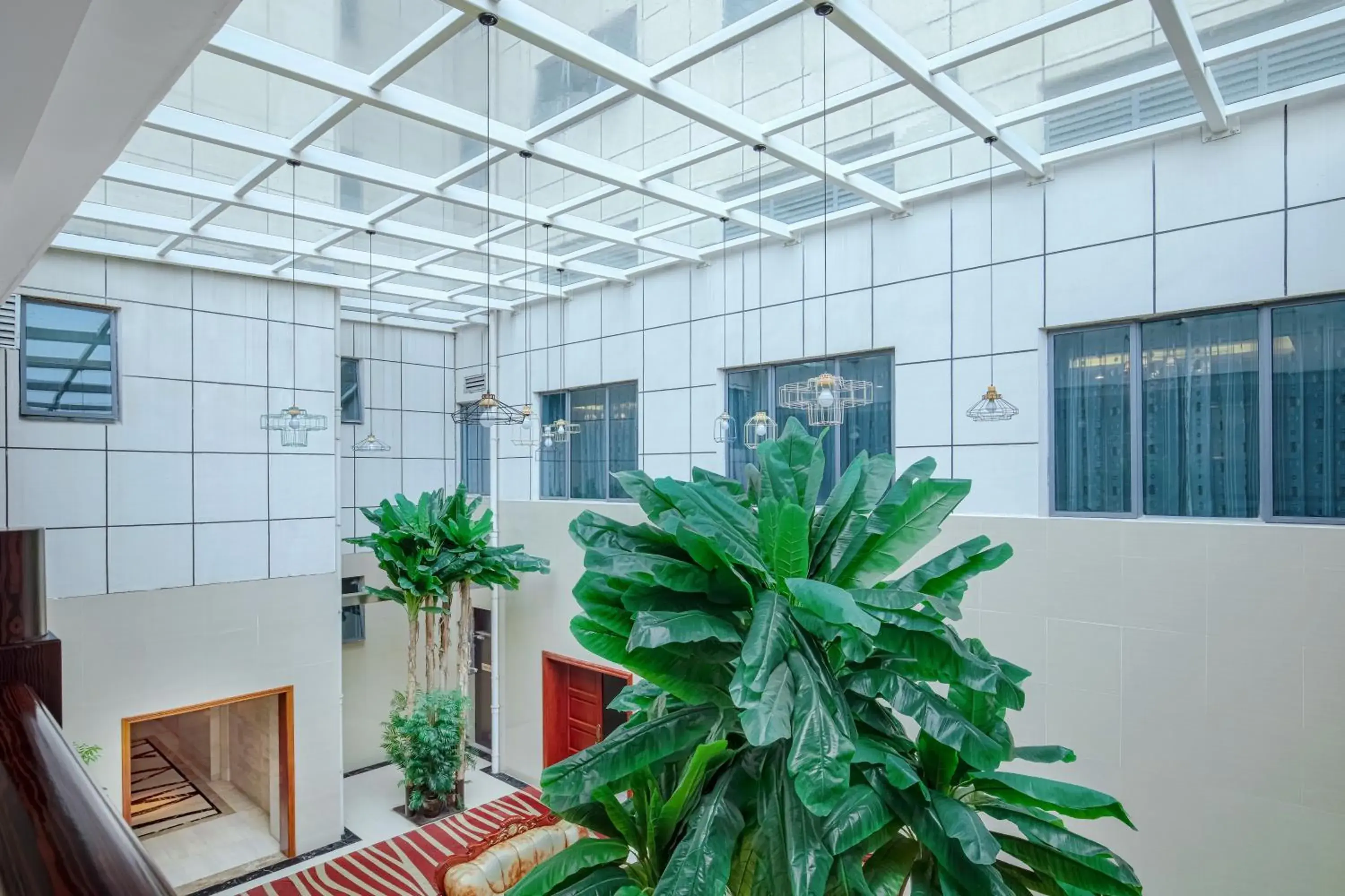 Property building in Zhangjiajie International Hotel Property building in Zhangjiajie International Hotel