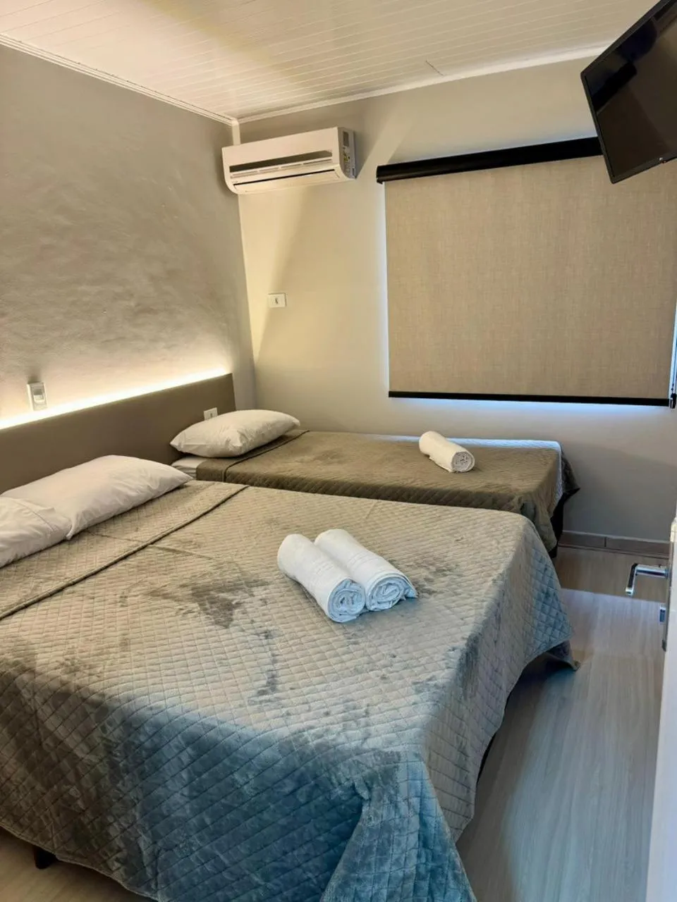 Bed in Della Economy Hotel