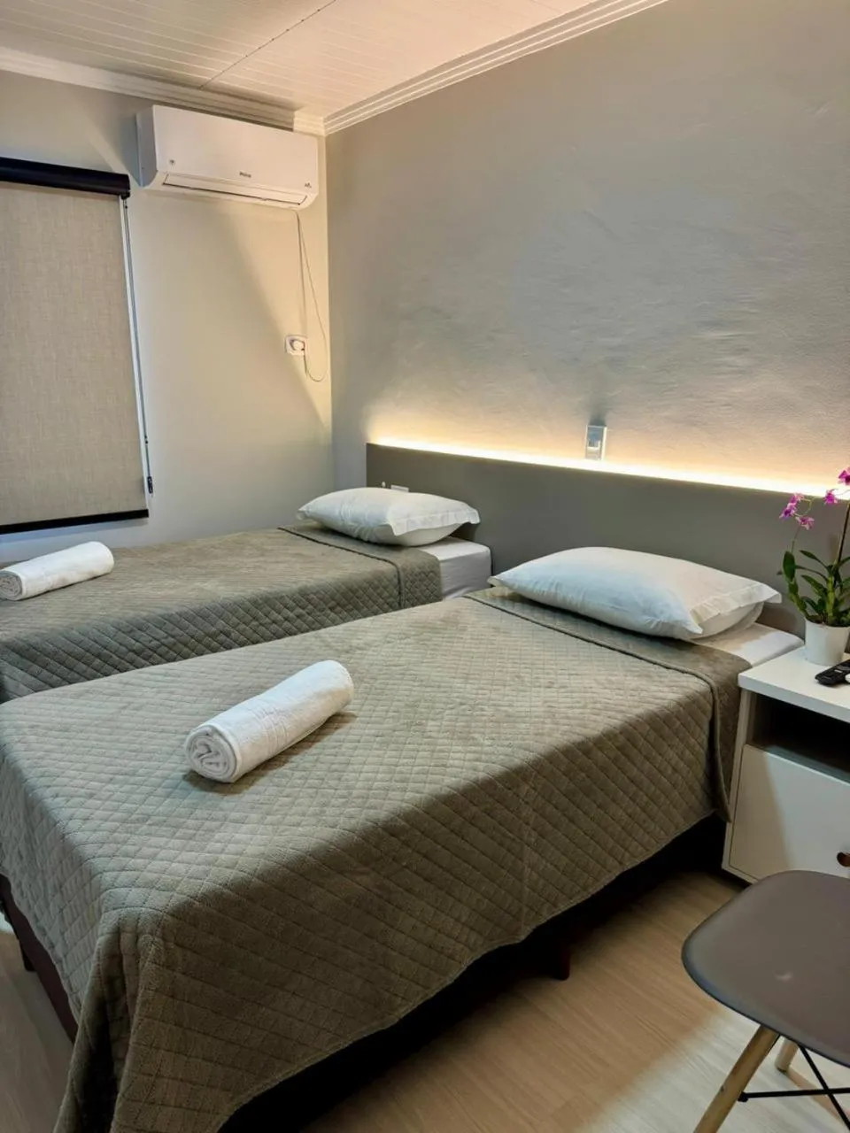 Bed in Della Economy Hotel