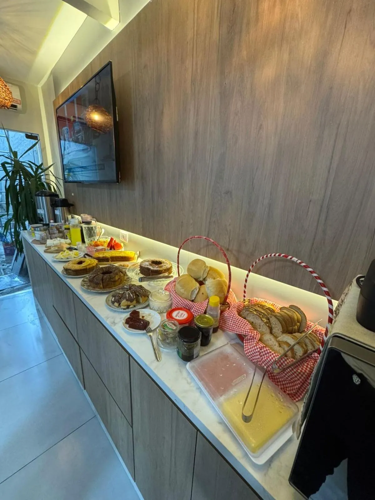 Della Economy Hotel