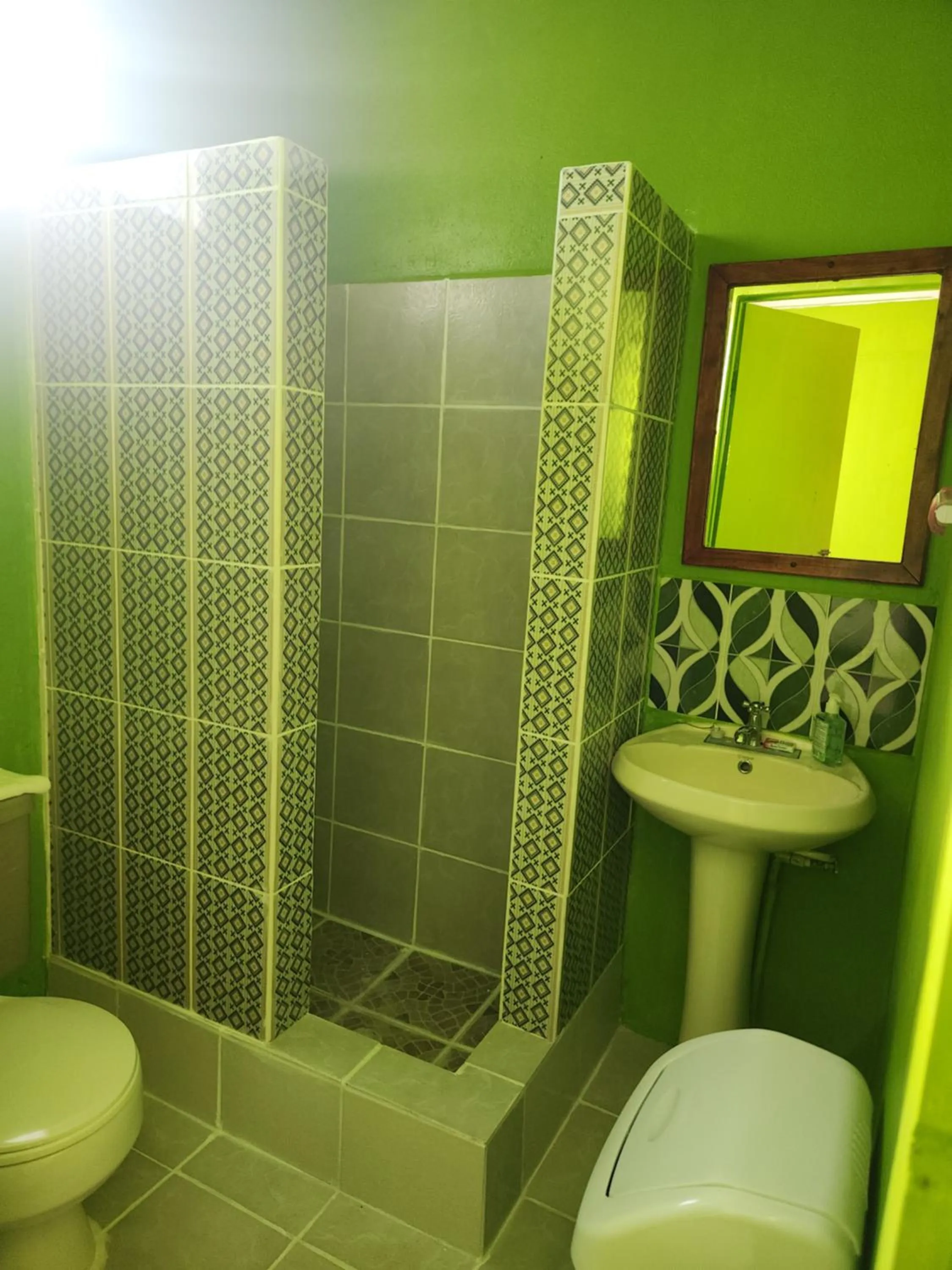 EL REY Hotel & Restaurant