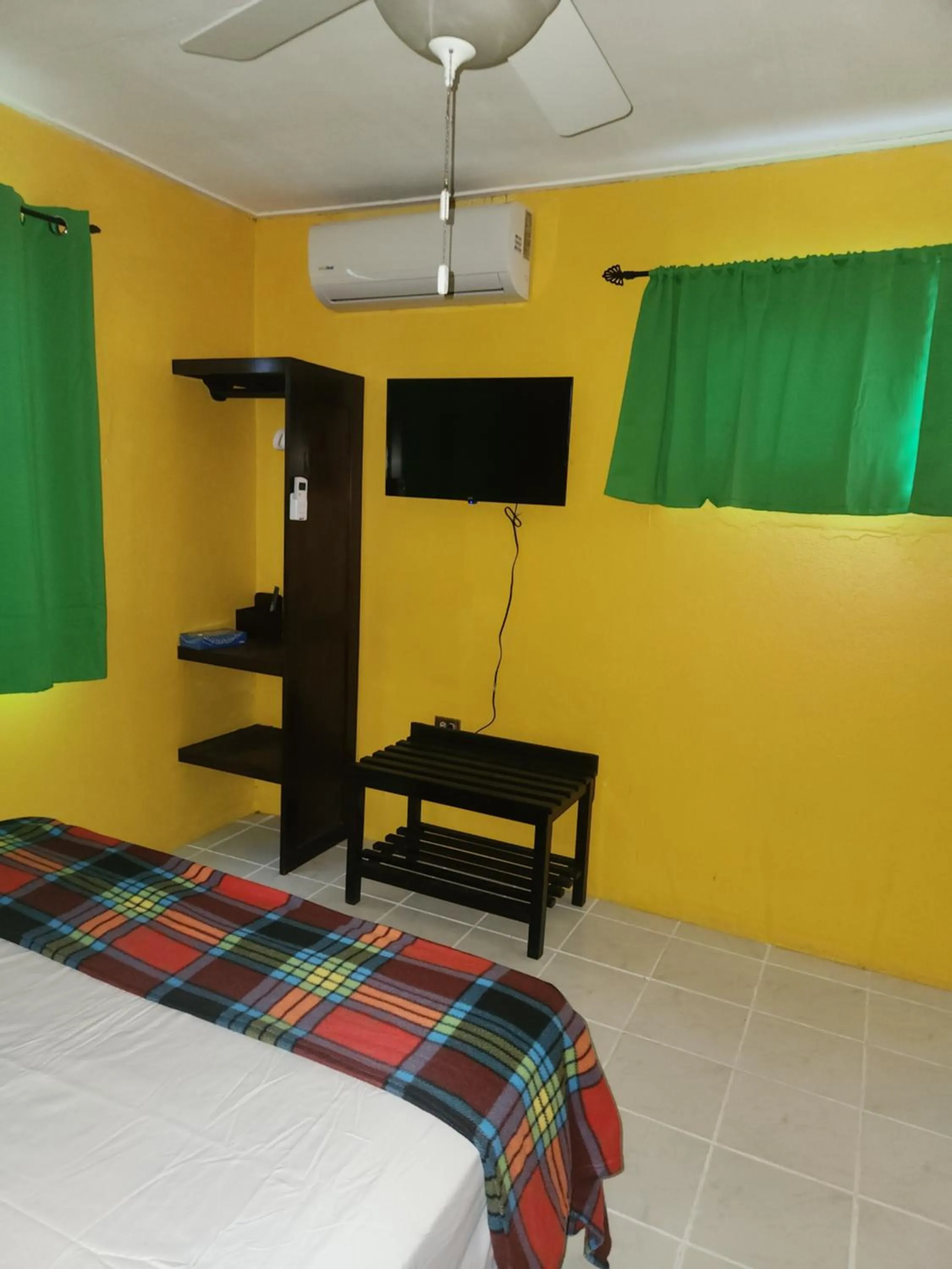 Bed in EL REY Hotel & Restaurant