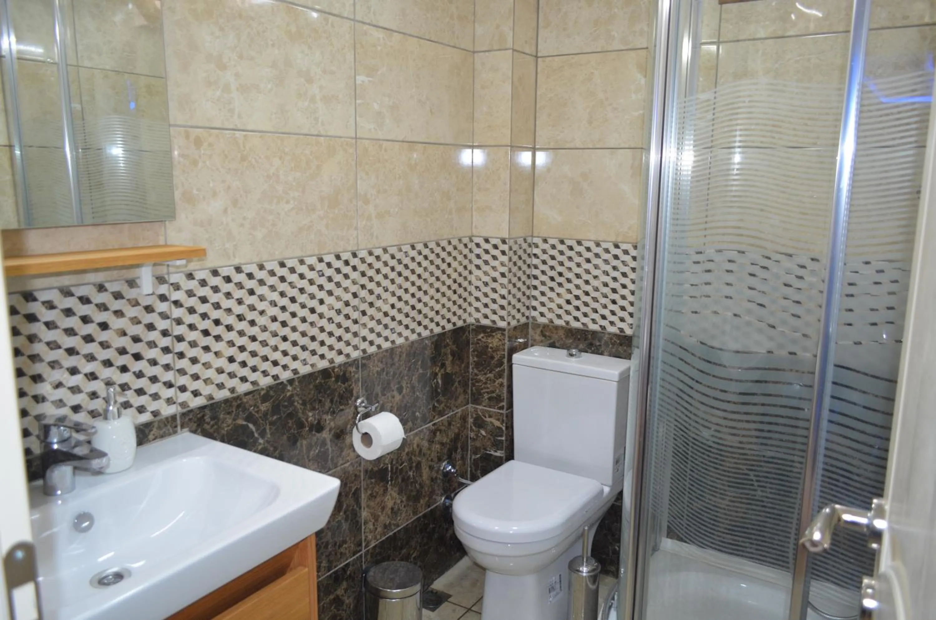 Bathroom in Ada Palas Otel