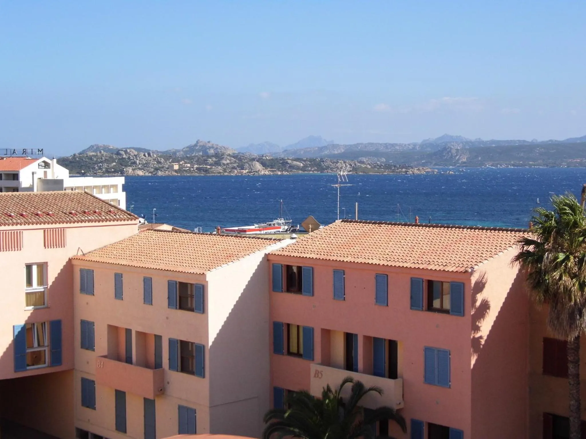 Property building in Le Nereidi Hotel & Residence