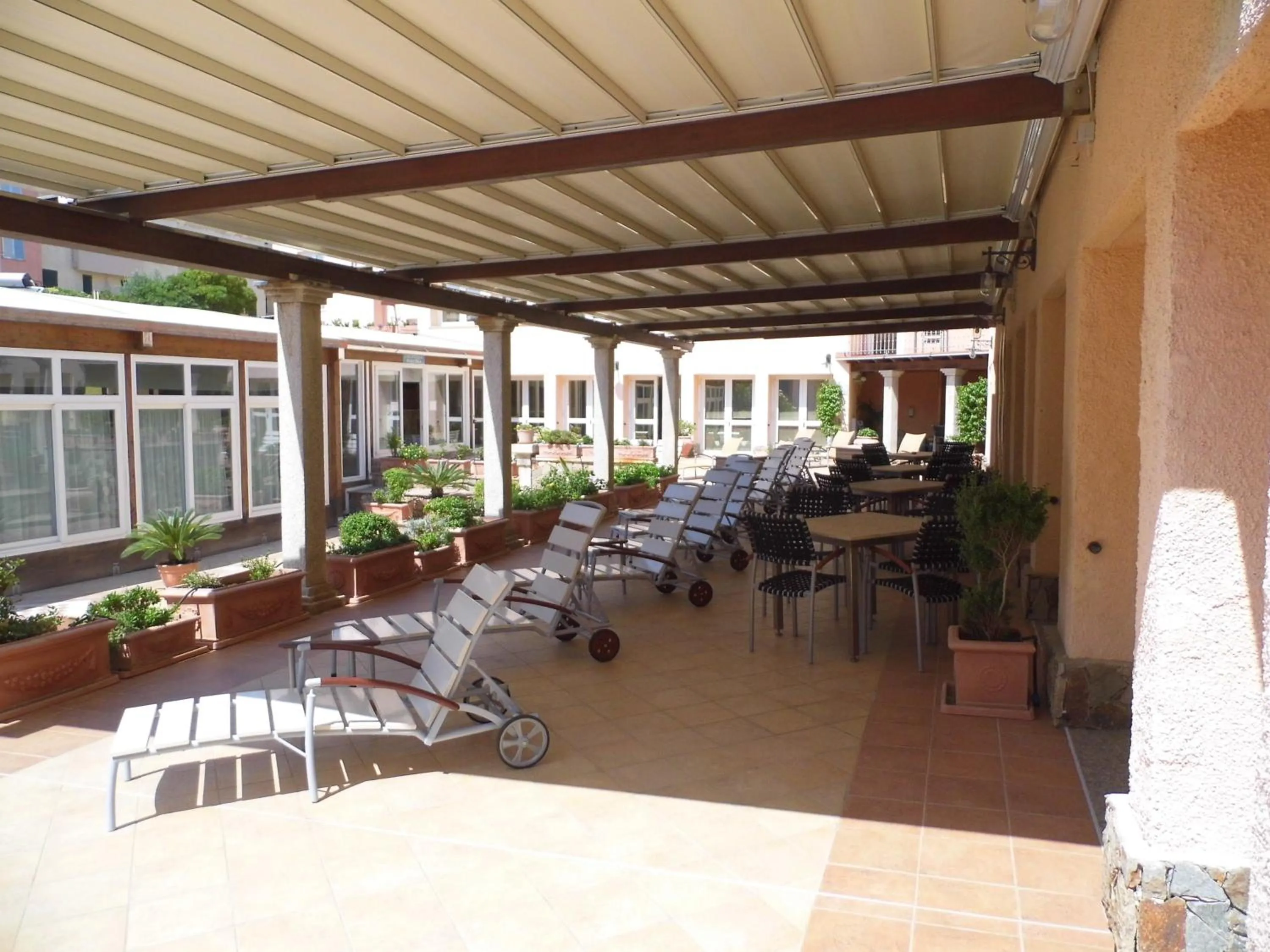 Patio in Le Nereidi Hotel & Residence