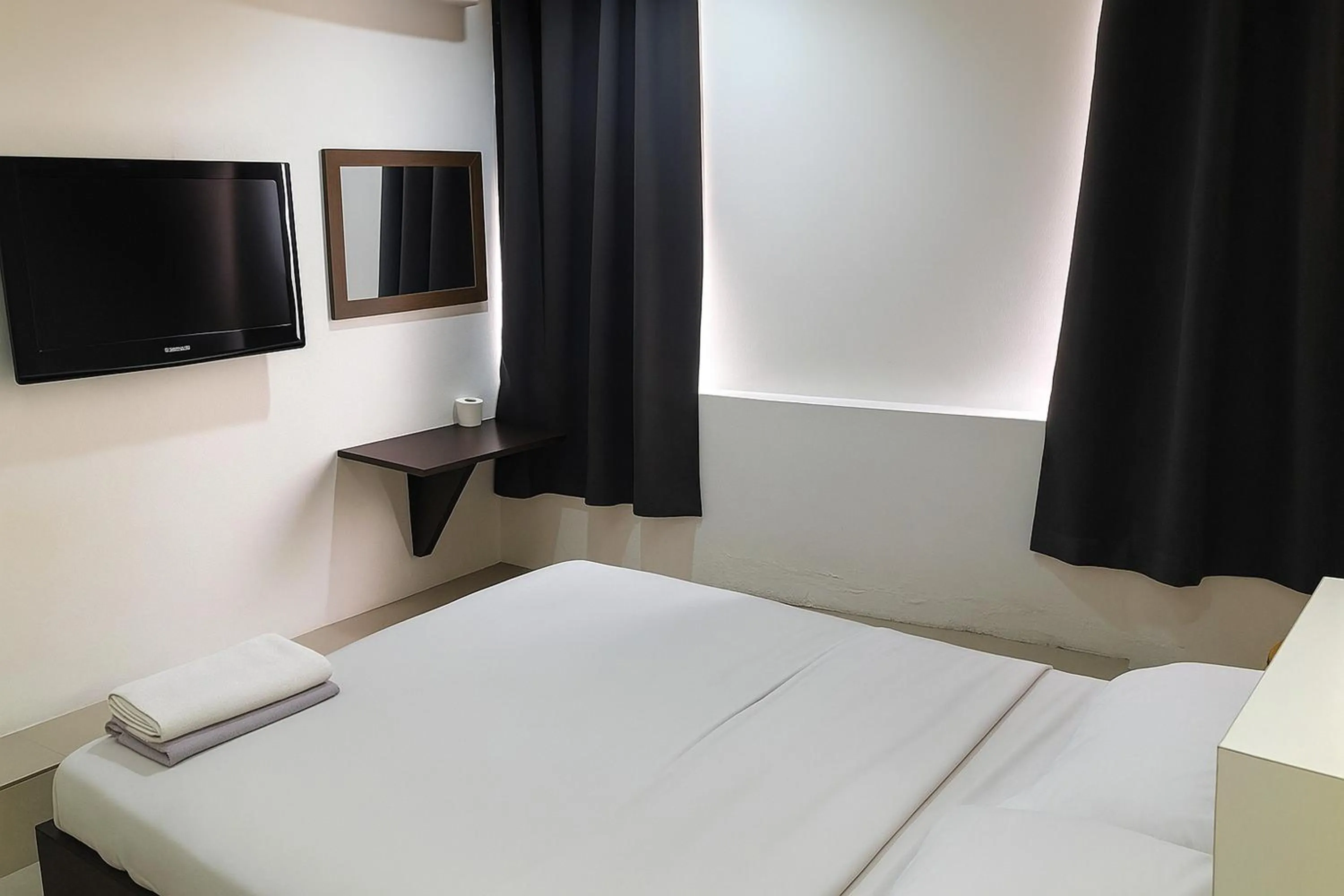 Bed in Cahaya Midah - BilikXpert