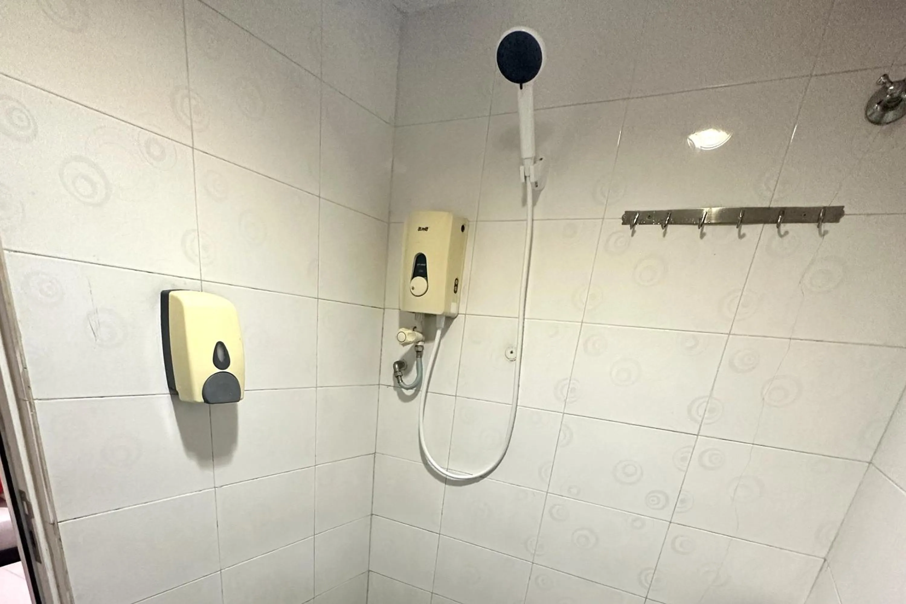 Bathroom in Cahaya Midah - BilikXpert