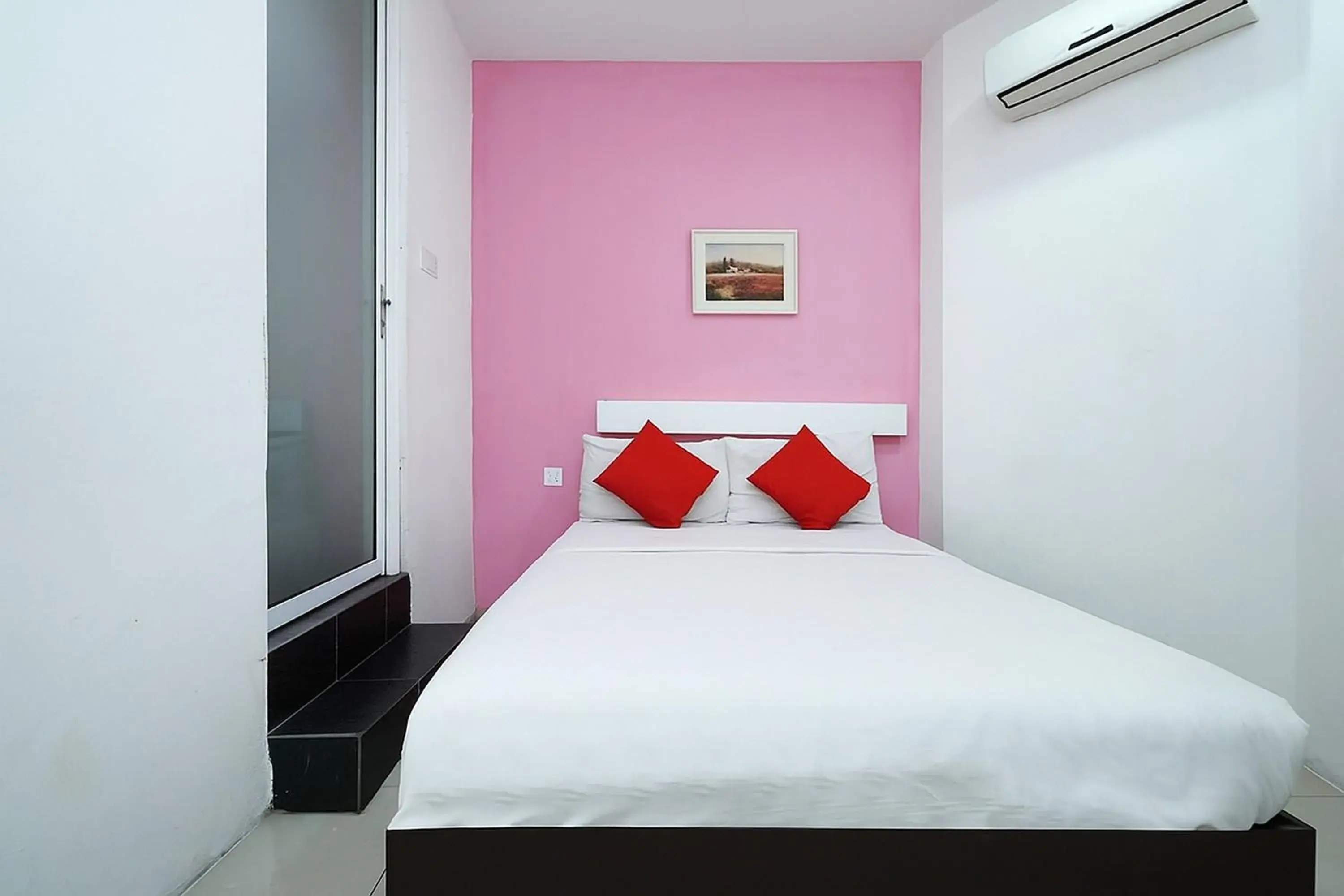 Bedroom, Bed in Cahaya Midah - BilikXpert Bedroom, Bed in Cahaya Midah - BilikXpert