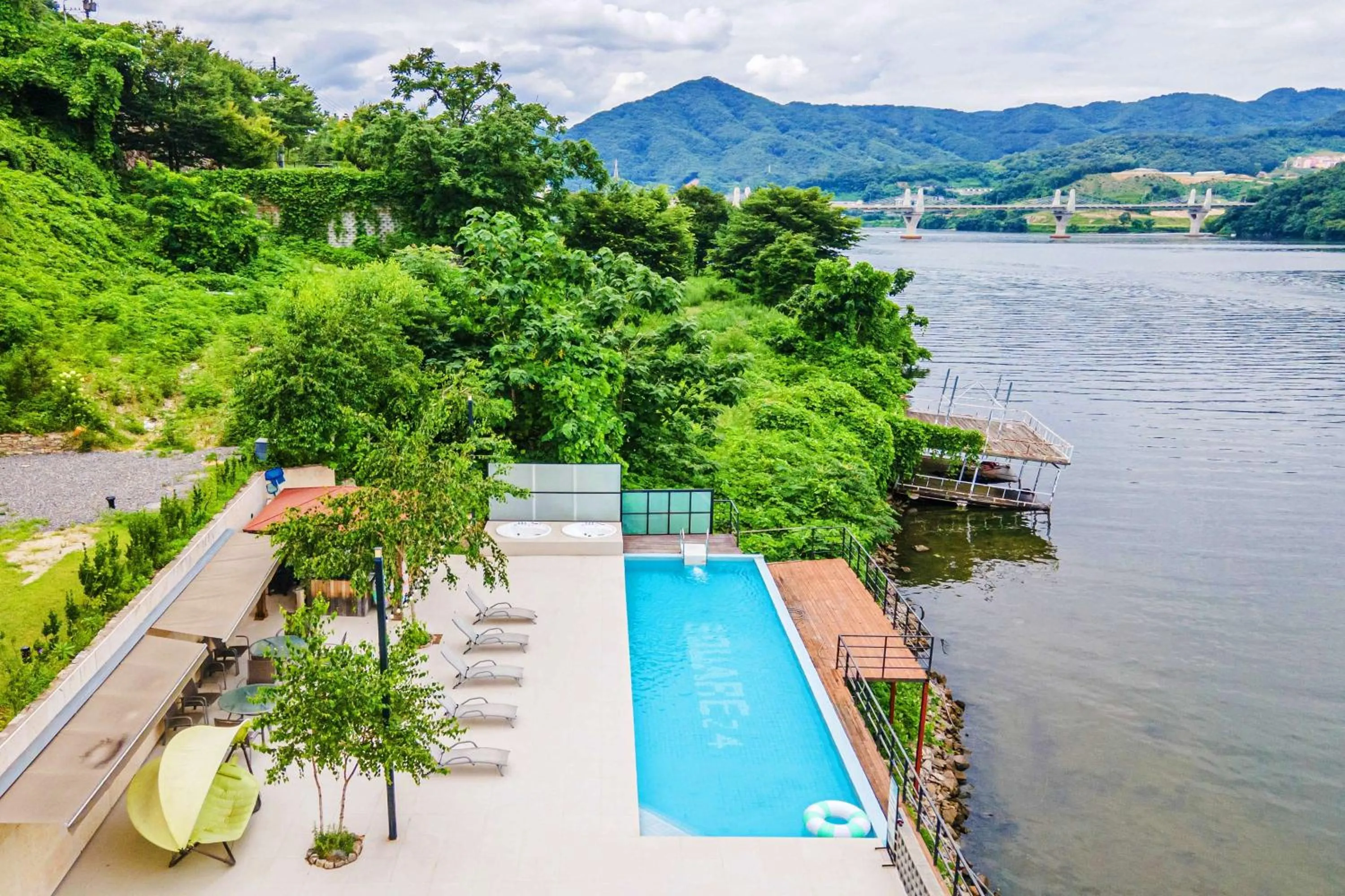 Gapyeong Pension The Square 24 Spa Pension