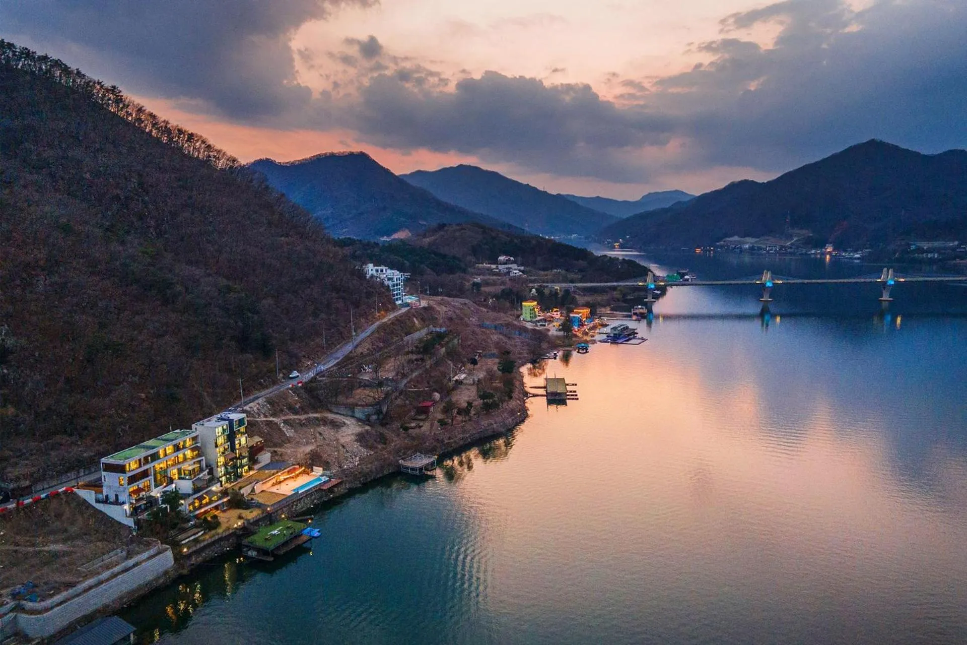 Gapyeong Pension The Square 24 Spa Pension