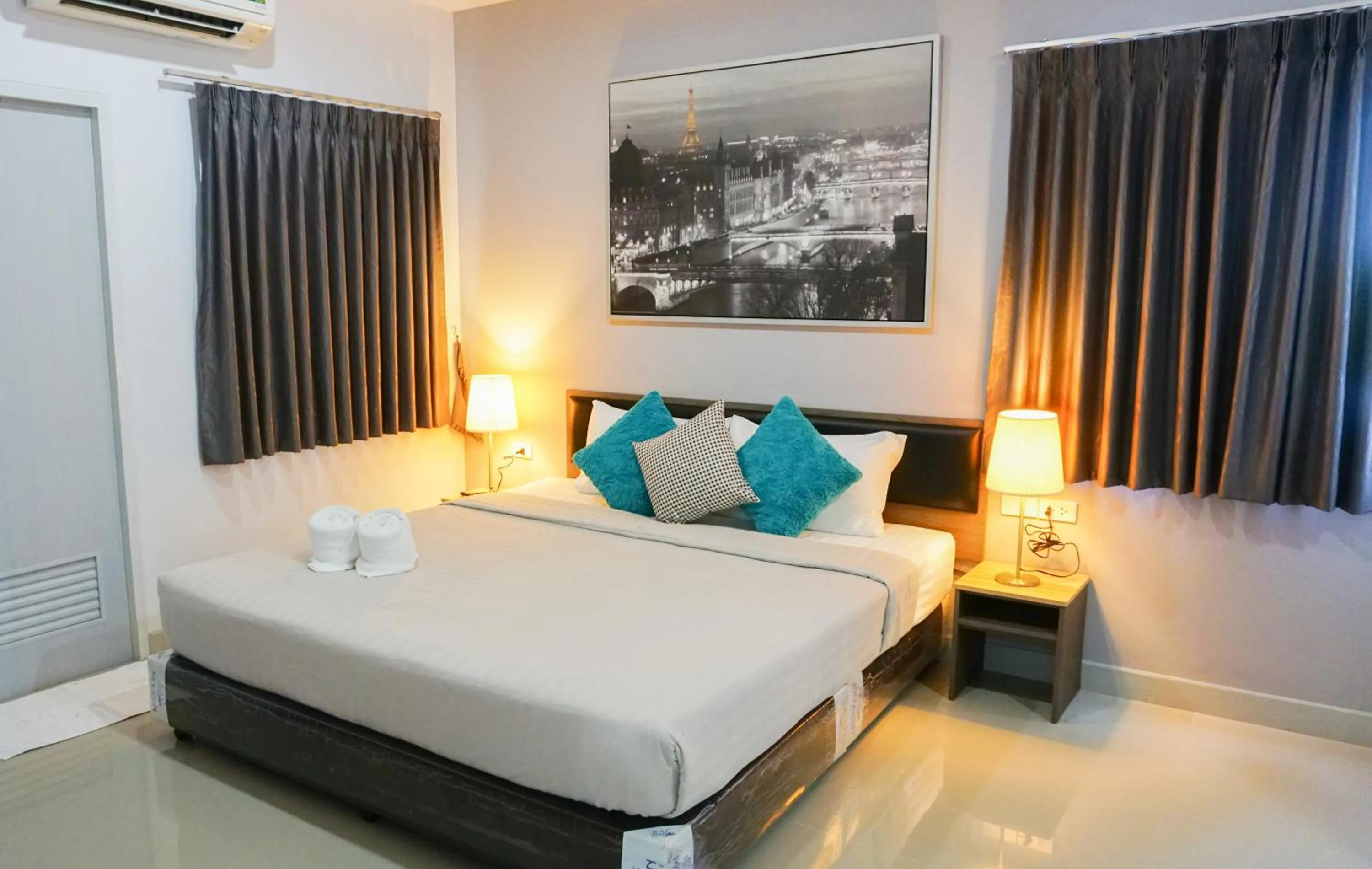 Bed in Zada Residence