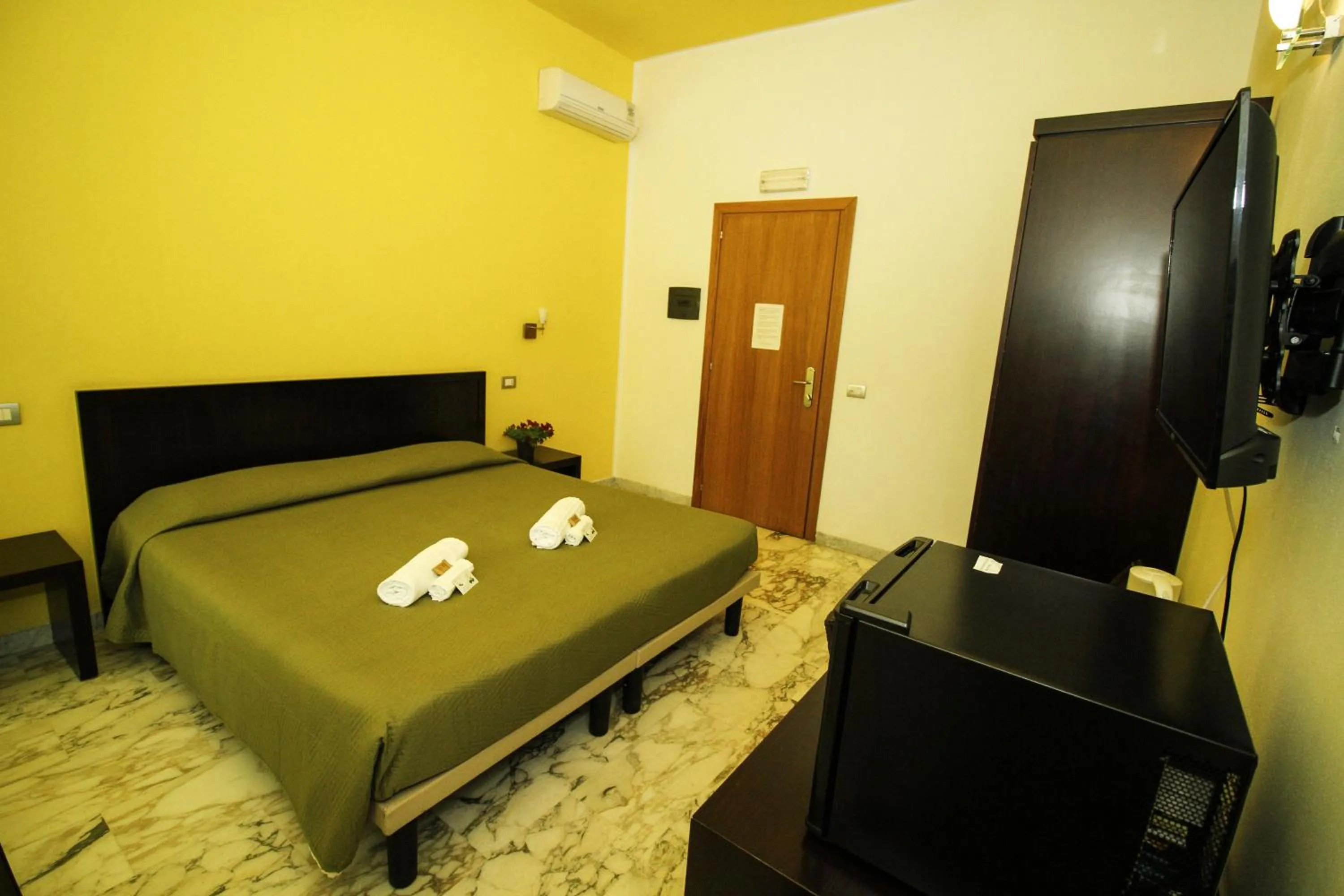 Bed in Hotel I Colori