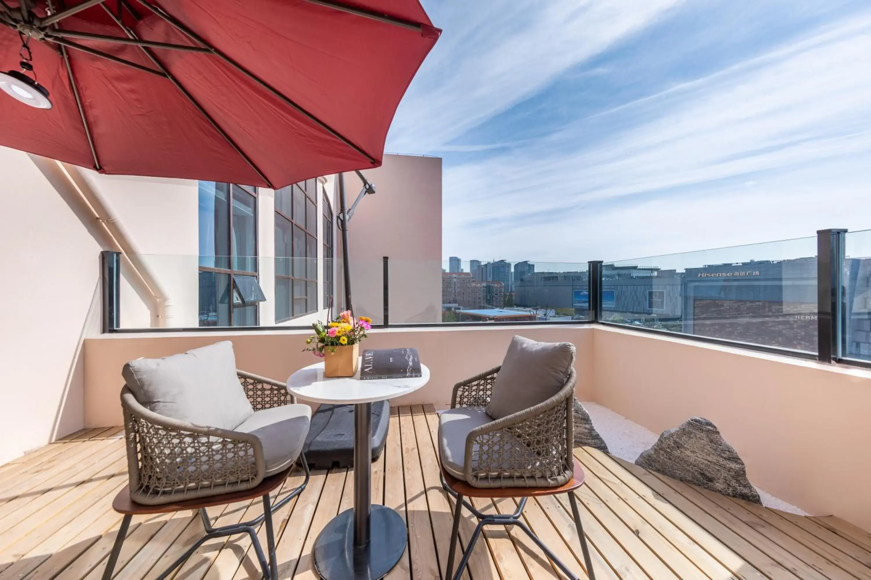 Atour Hotel Qingdao May Fourth Square Hisense Plaza Atour Hotel Qingdao May Fourth Square Hisense Plaza
