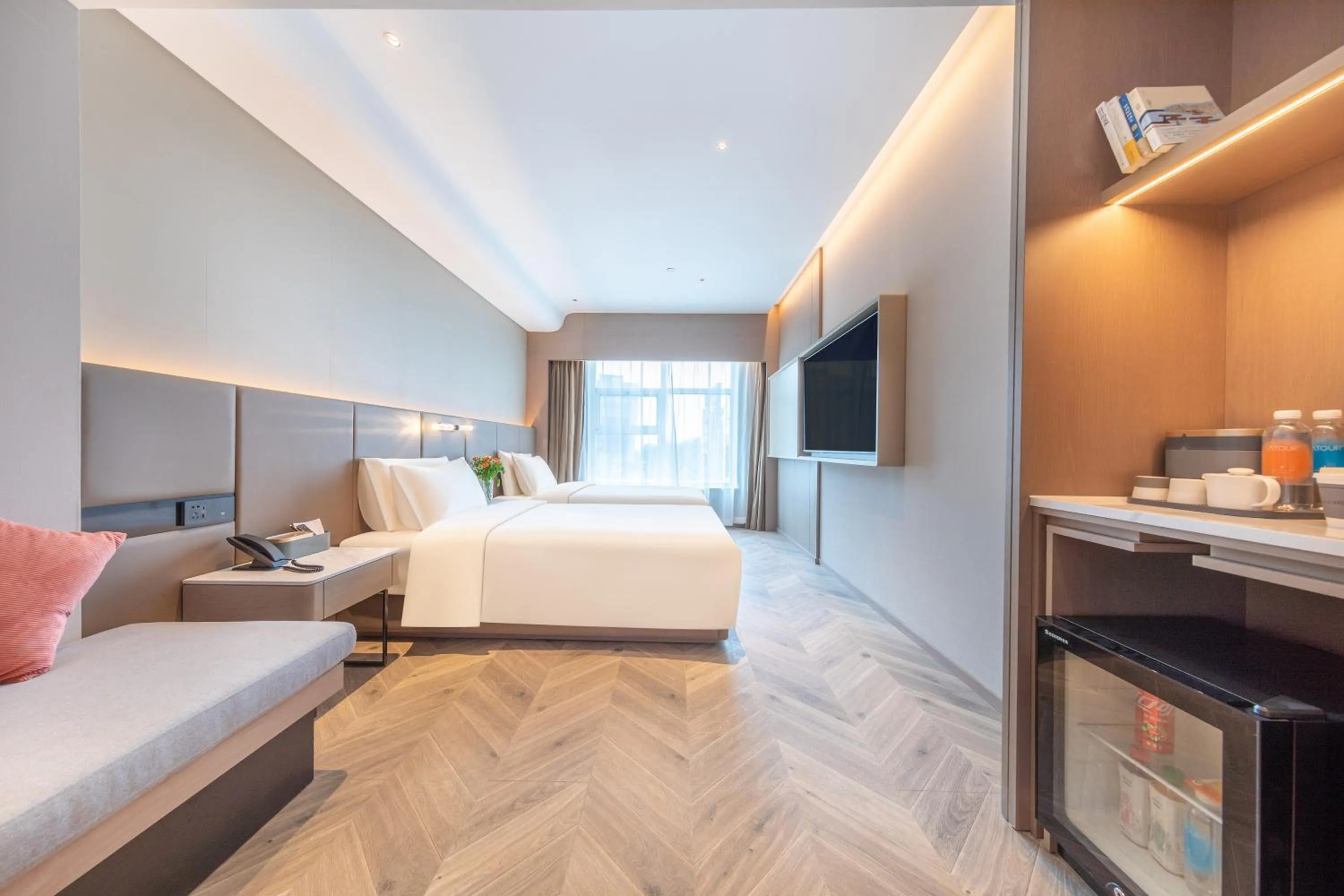 Atour Hotel Qingdao May Fourth Square Hisense Plaza