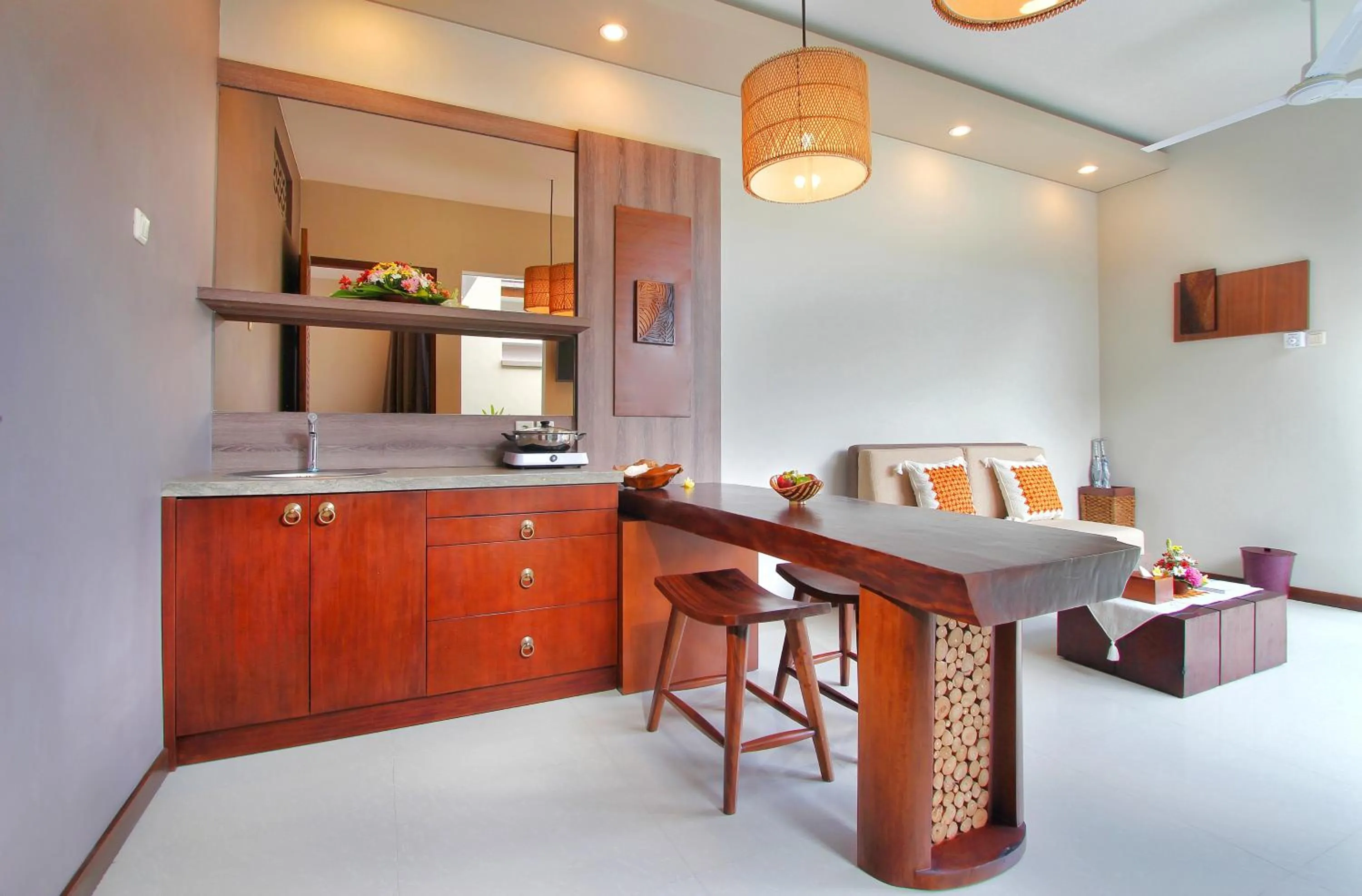 Kitchen or kitchenette, Bed in Maharaja Villas Bali - CHSE Certified