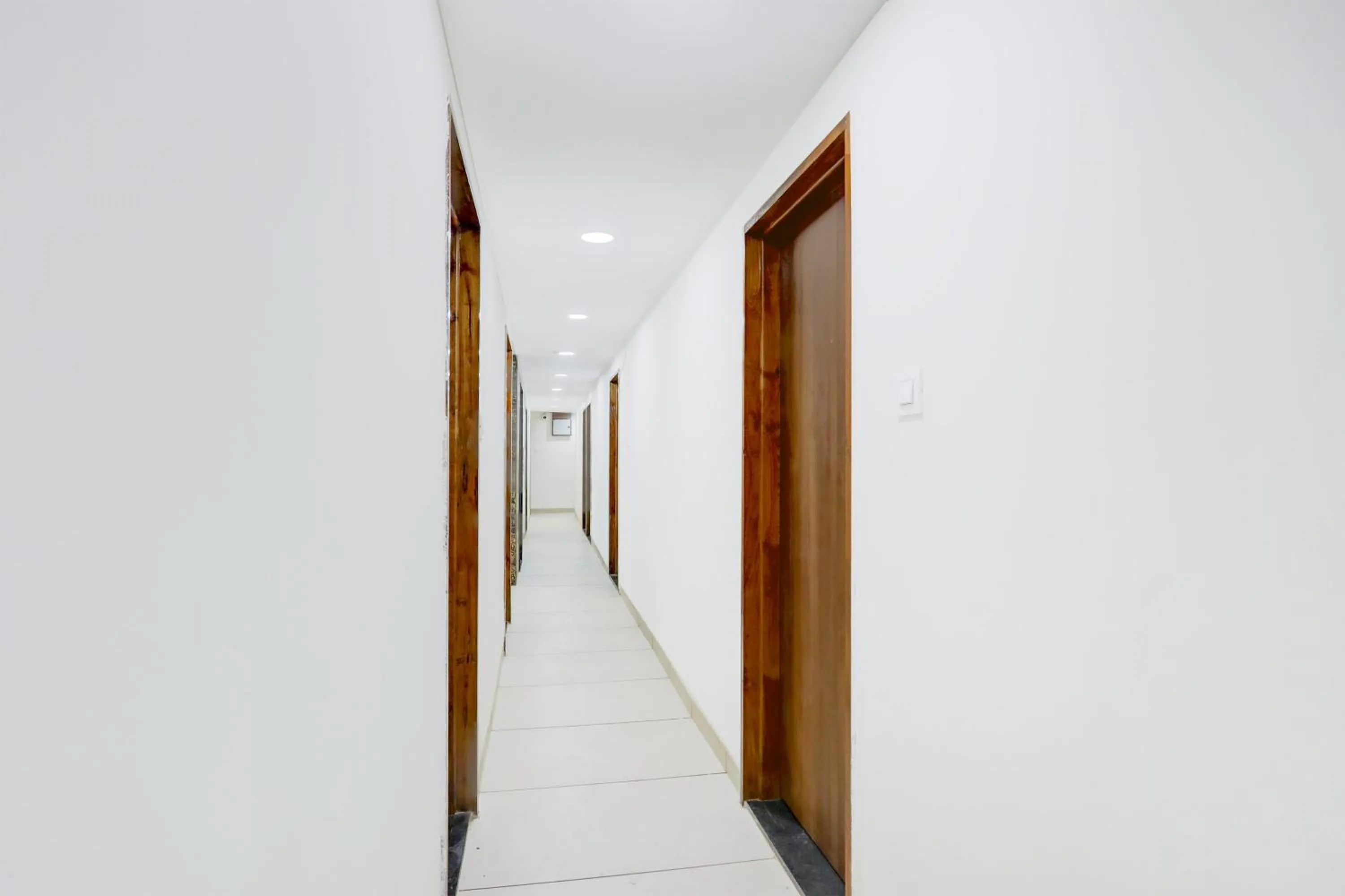 Lobby or reception in Super Townhouse DAVV University Indore Formerly Indrapuri