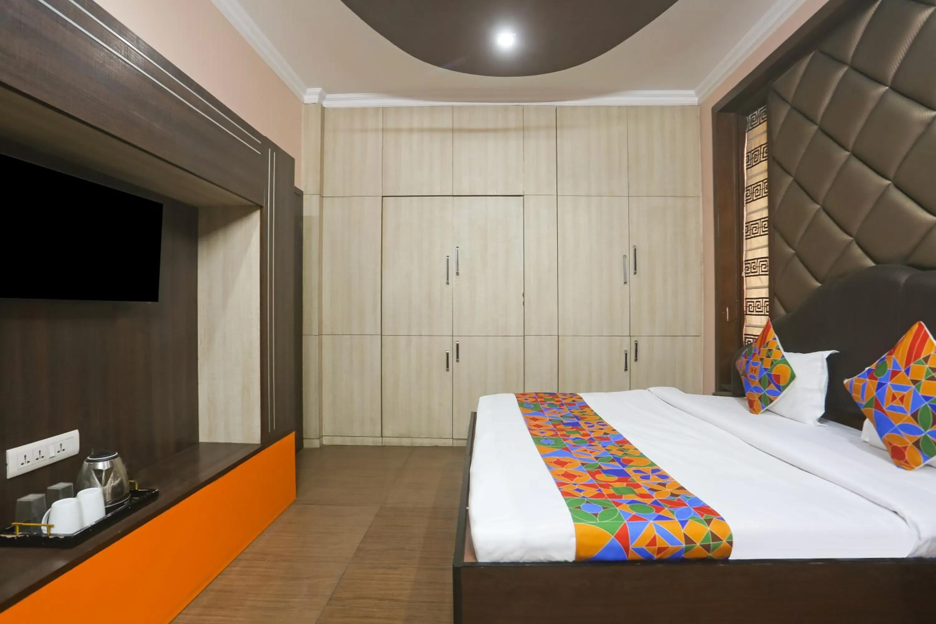Bed in Swastik residency Paschim Vihar by twamev